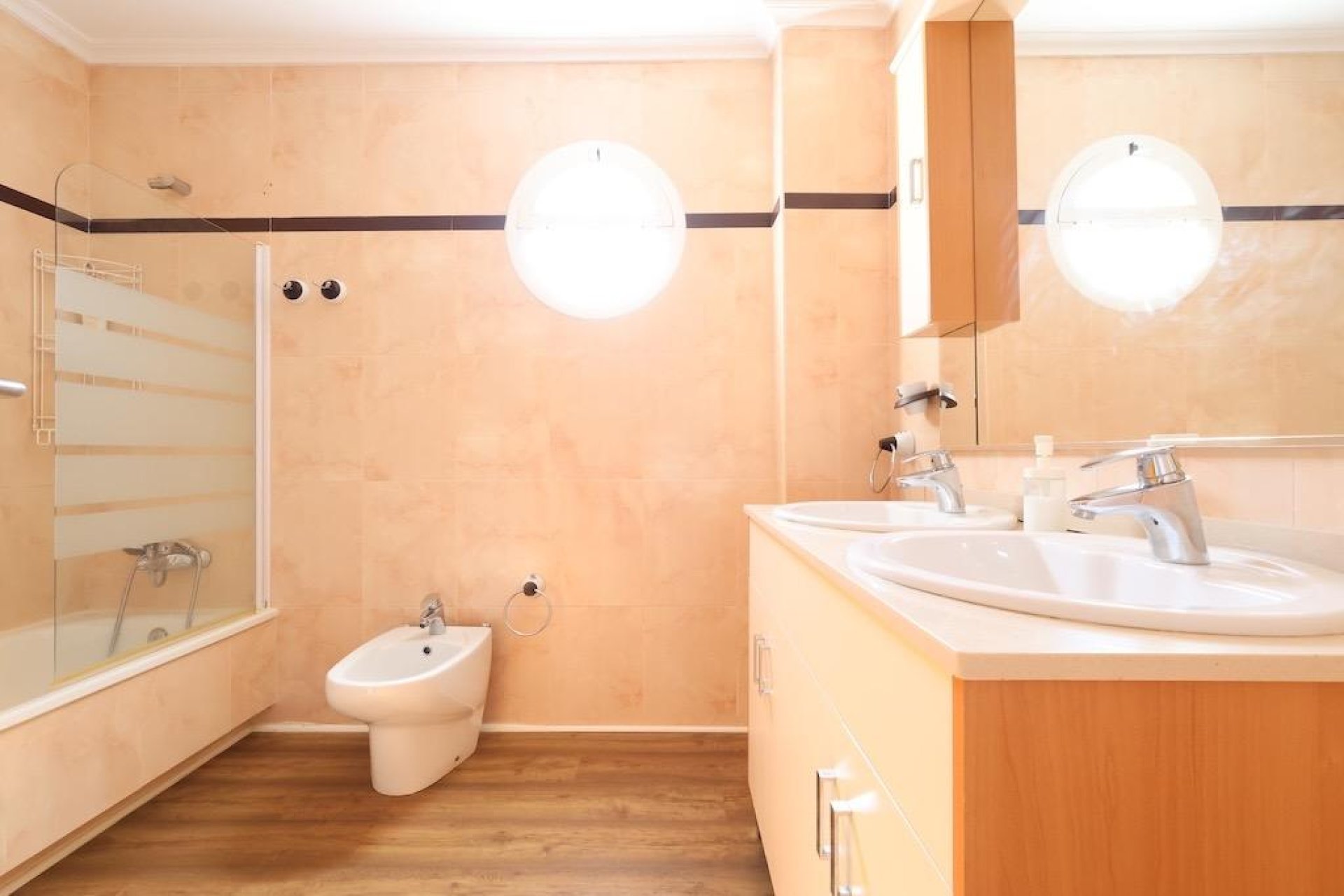 Resale - Apartment -
Pilar de la Horadada - Mil Palmeras