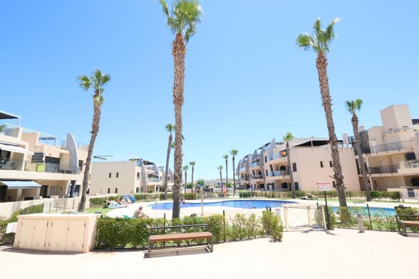 Resale - Apartment -
Pilar de la Horadada - Torre De La Horadada