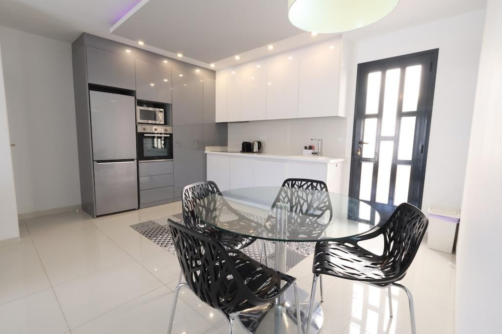 Resale - Apartment -
Pilar de la Horadada - Torre De La Horadada
