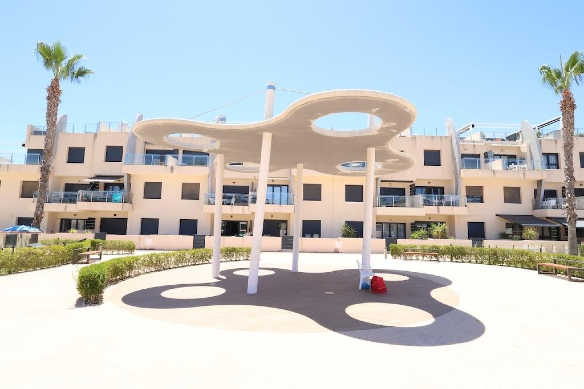 Resale - Apartment -
Pilar de la Horadada - Torre De La Horadada