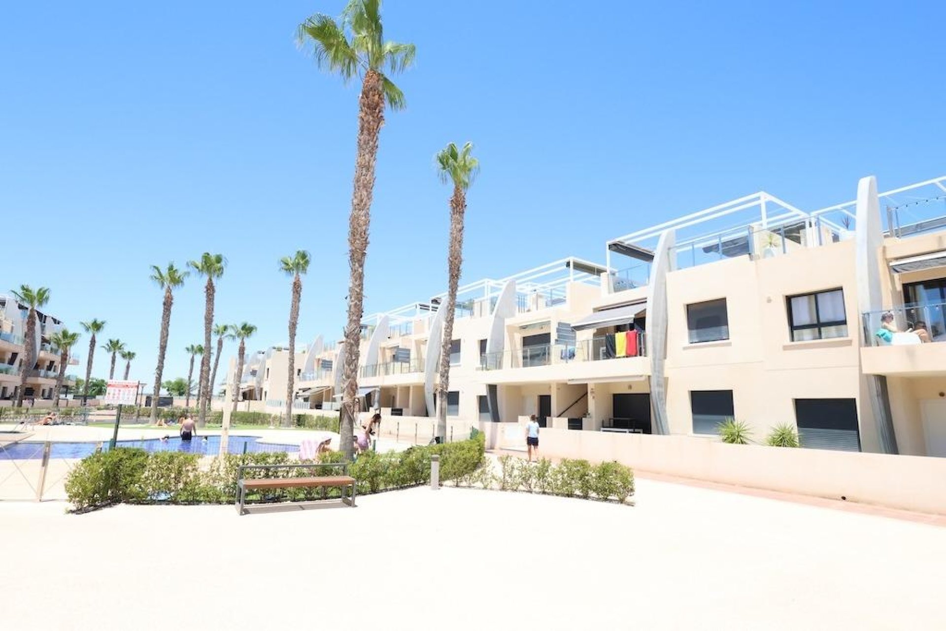 Resale - Apartment -
Pilar de la Horadada - Torre De La Horadada