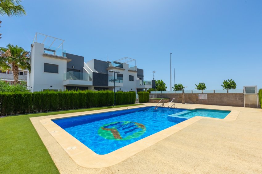 Resale - Apartment -
Pilar de la Horadada