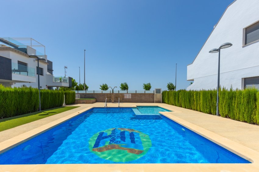 Resale - Apartment -
Pilar de la Horadada