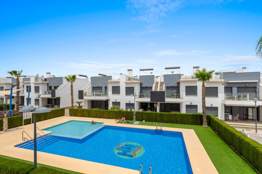 Resale - Apartment -
Pilar de la Horadada
