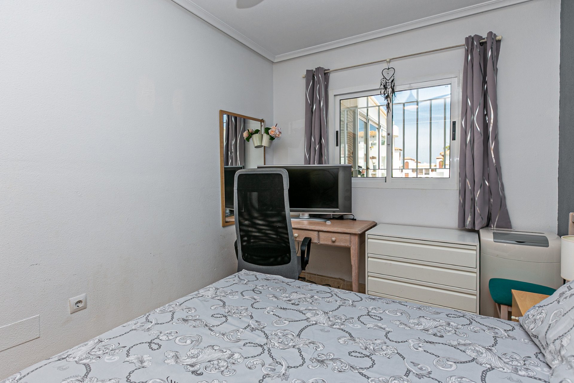 Resale - Apartment -
Playa Flamenca - Zenia Mar