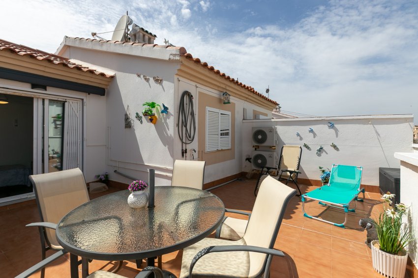 Resale - Apartment -
Playa Flamenca - Zenia Mar