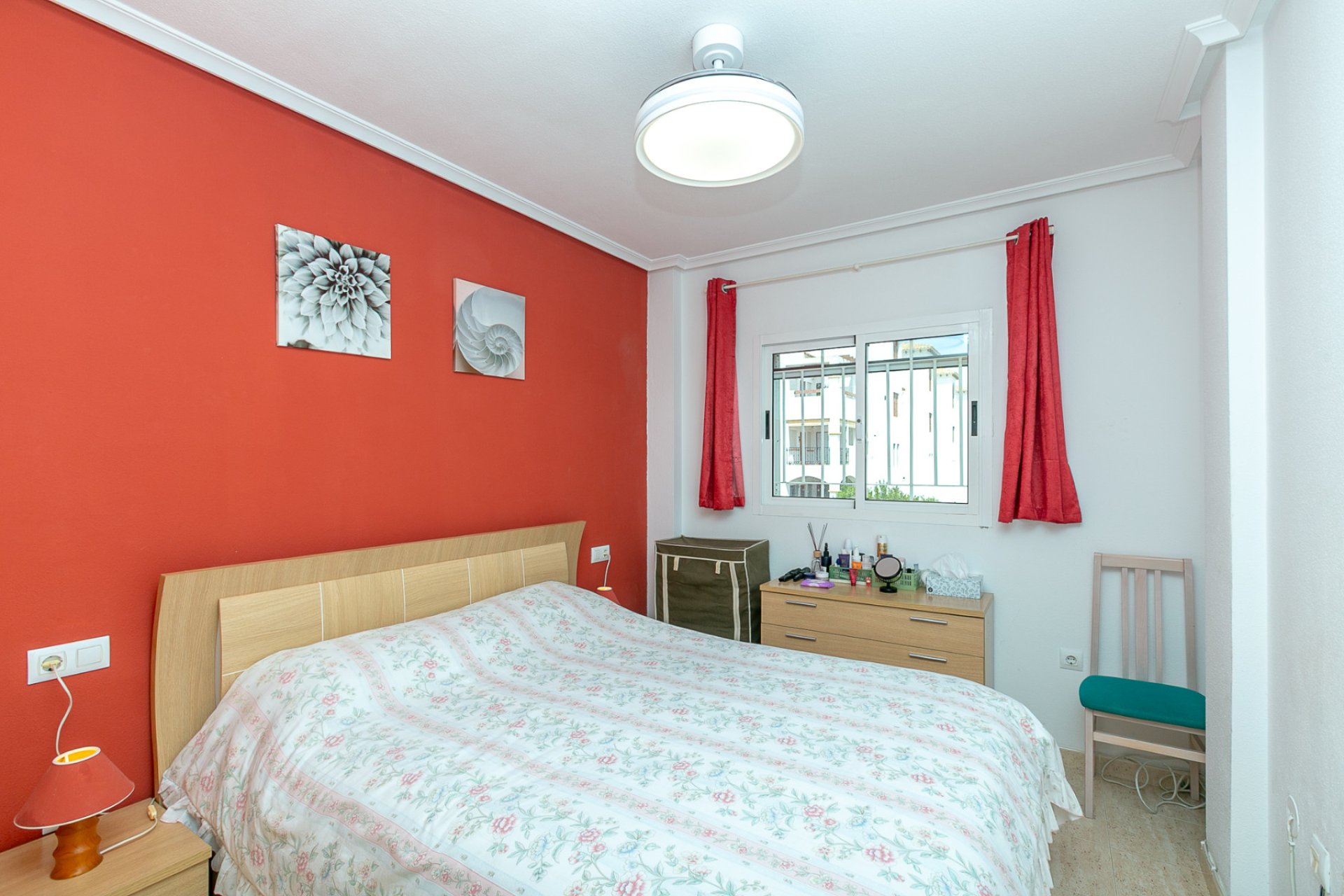 Resale - Apartment -
Playa Flamenca - Zenia Mar