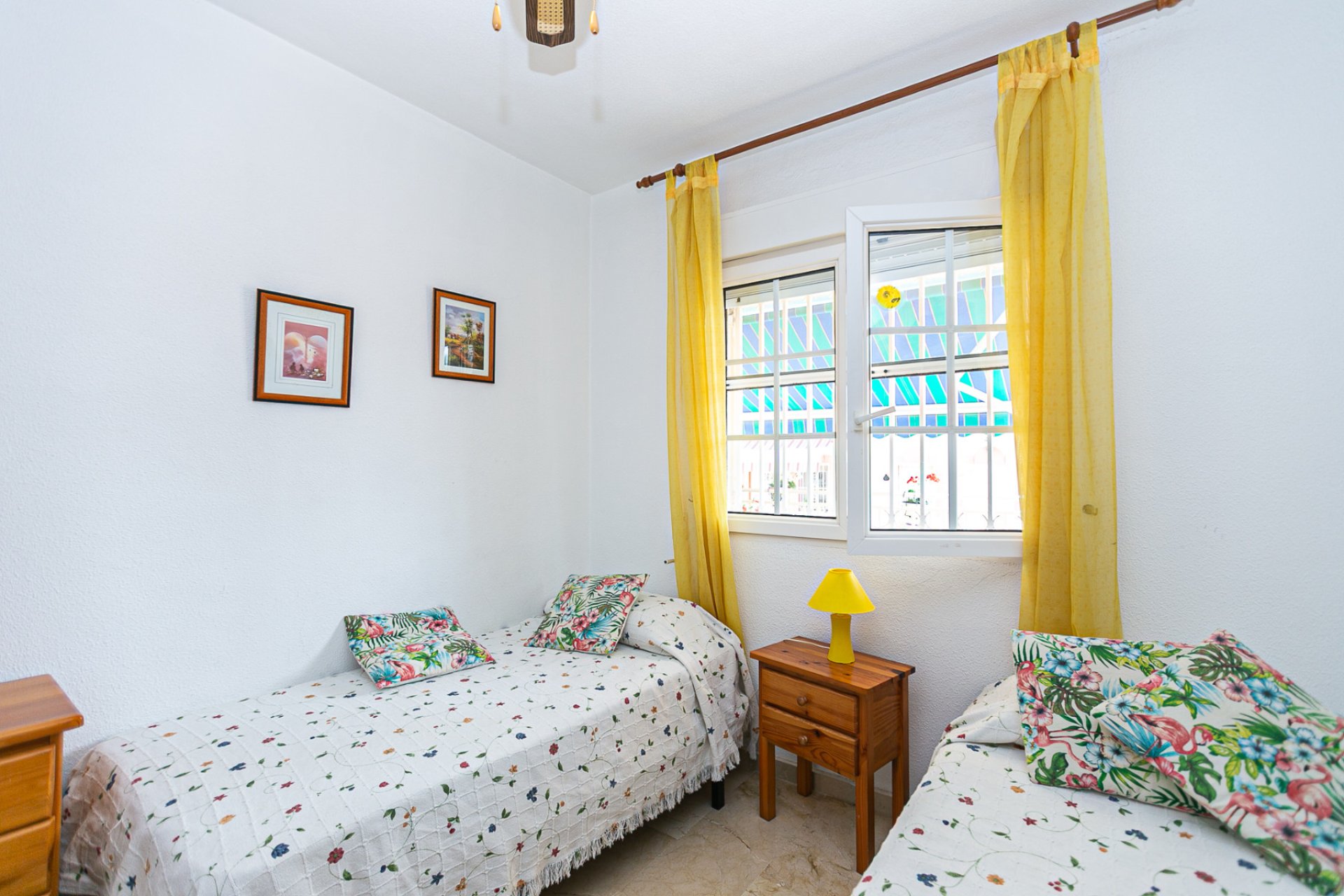 Resale - Apartment -
Playa Flamenca