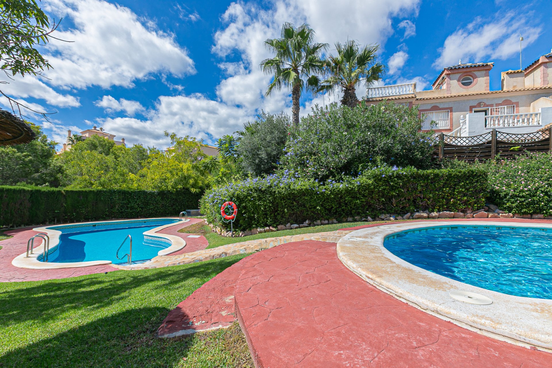 Resale - Apartment -
Playa Flamenca