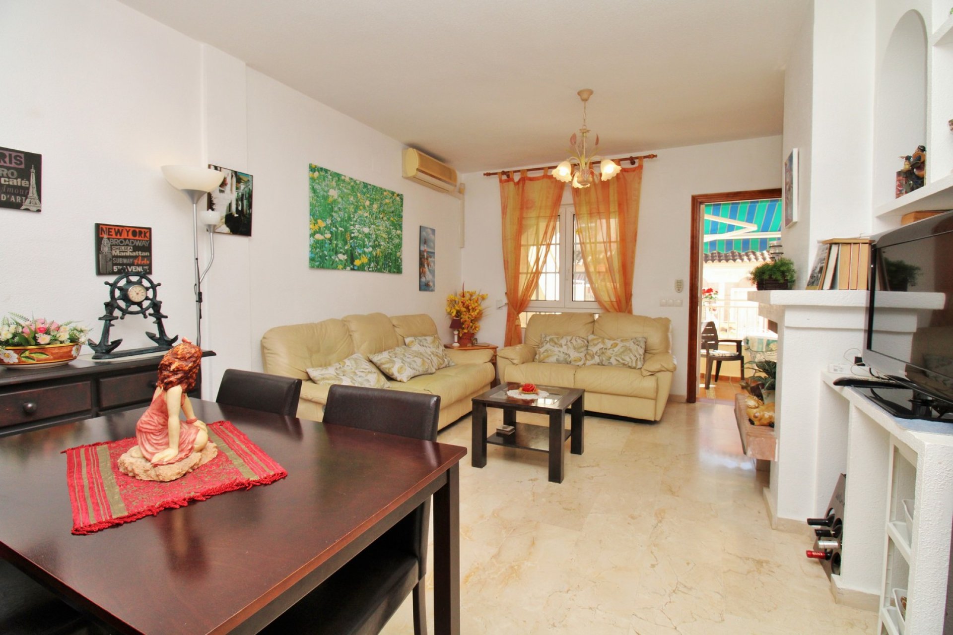 Resale - Apartment -
Playa Flamenca
