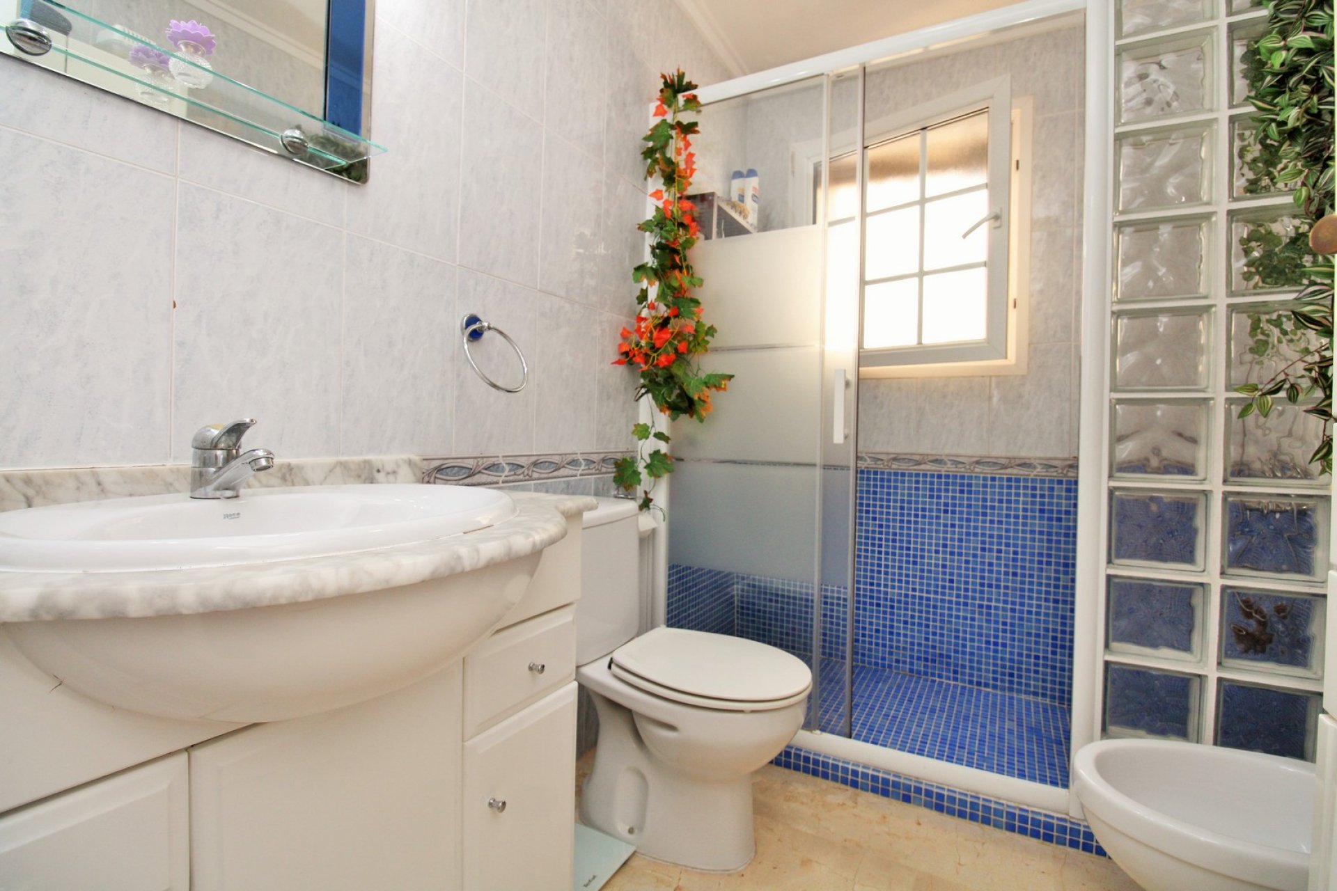 Resale - Apartment -
Playa Flamenca