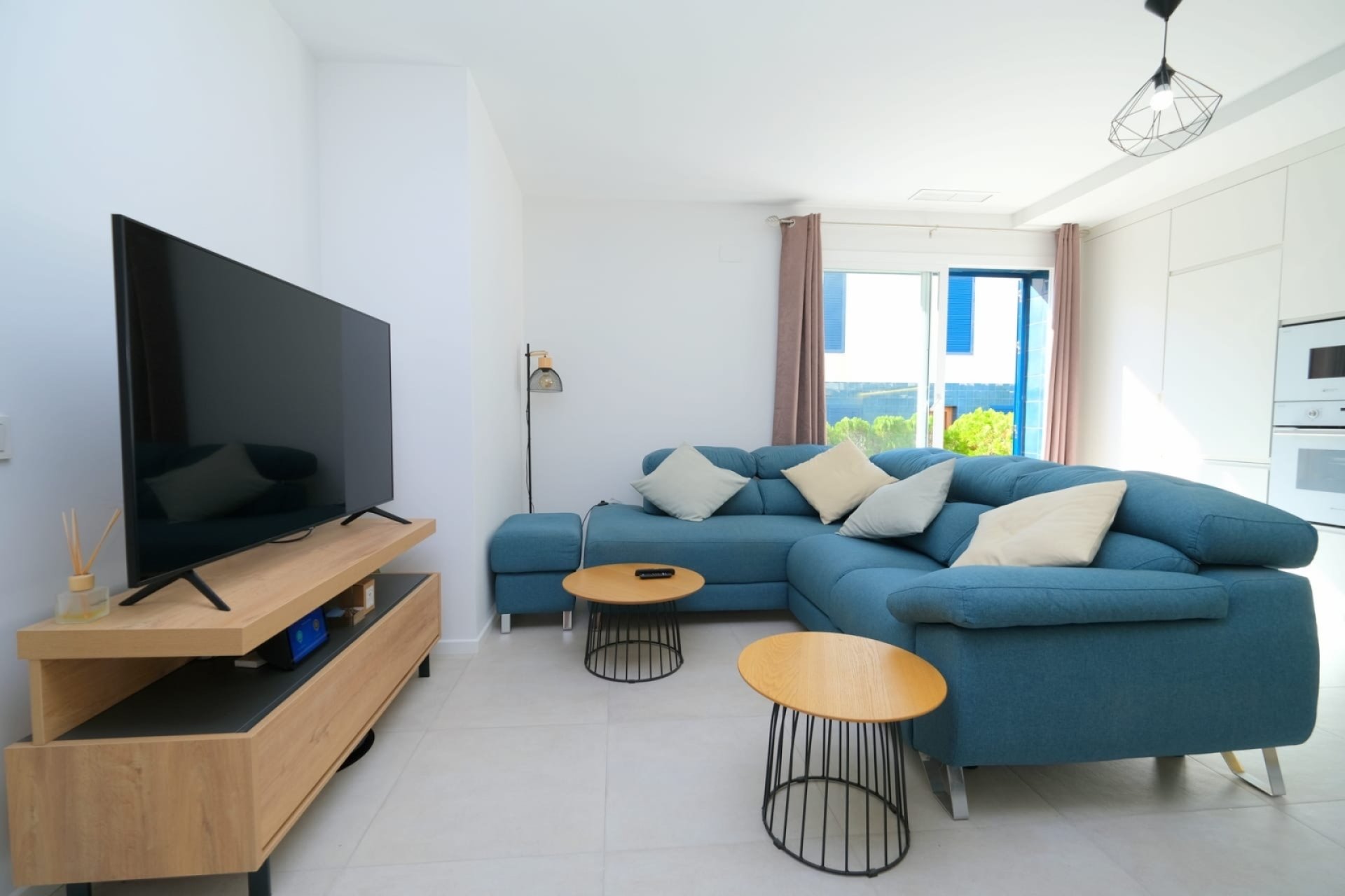 Resale - Apartment -
Playa Flamenca