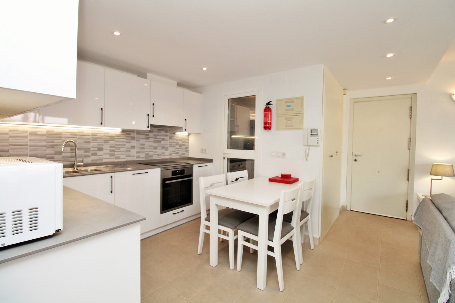 Resale - Apartment -
Playa Flamenca
