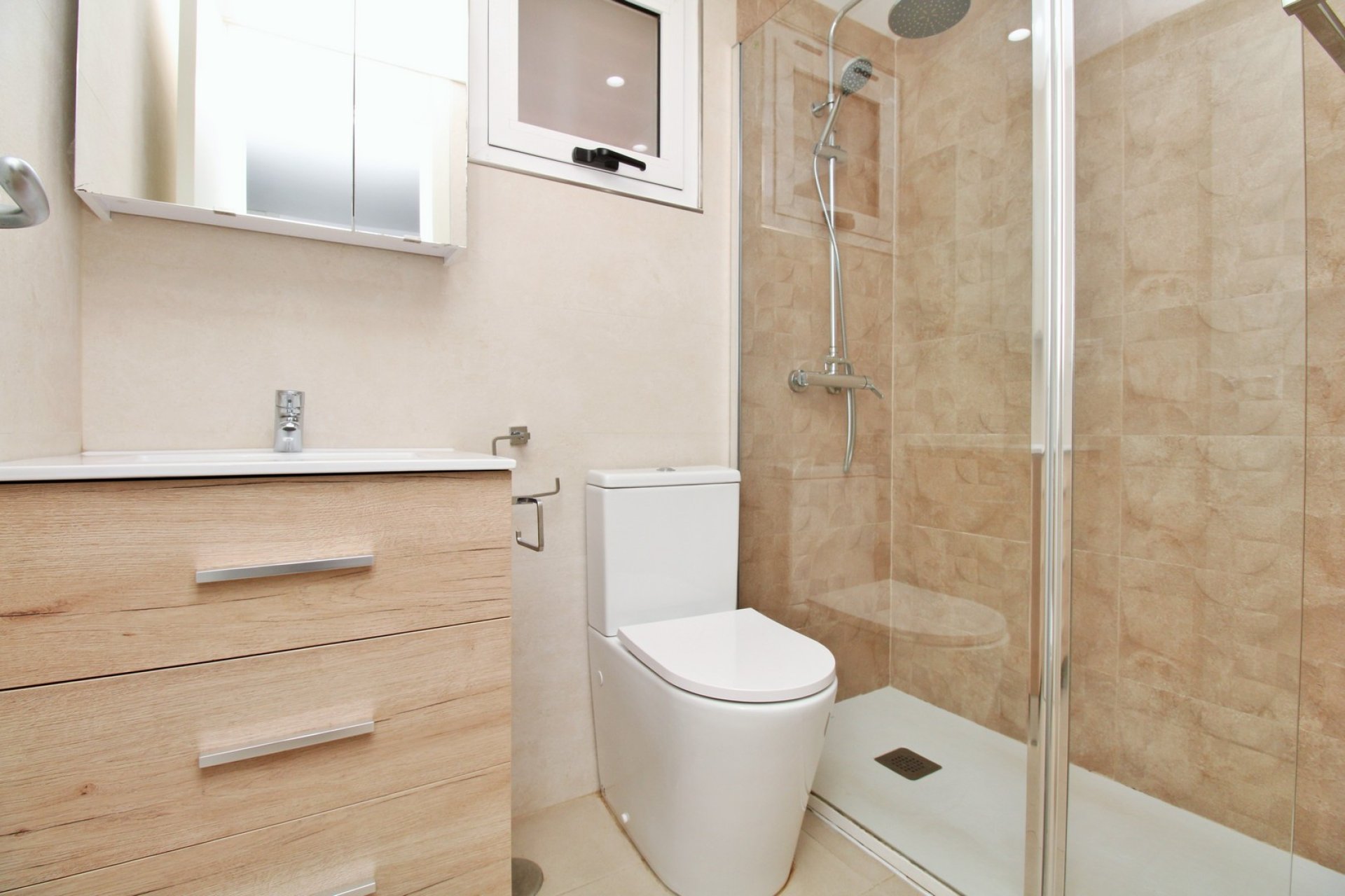 Resale - Apartment -
Playa Flamenca