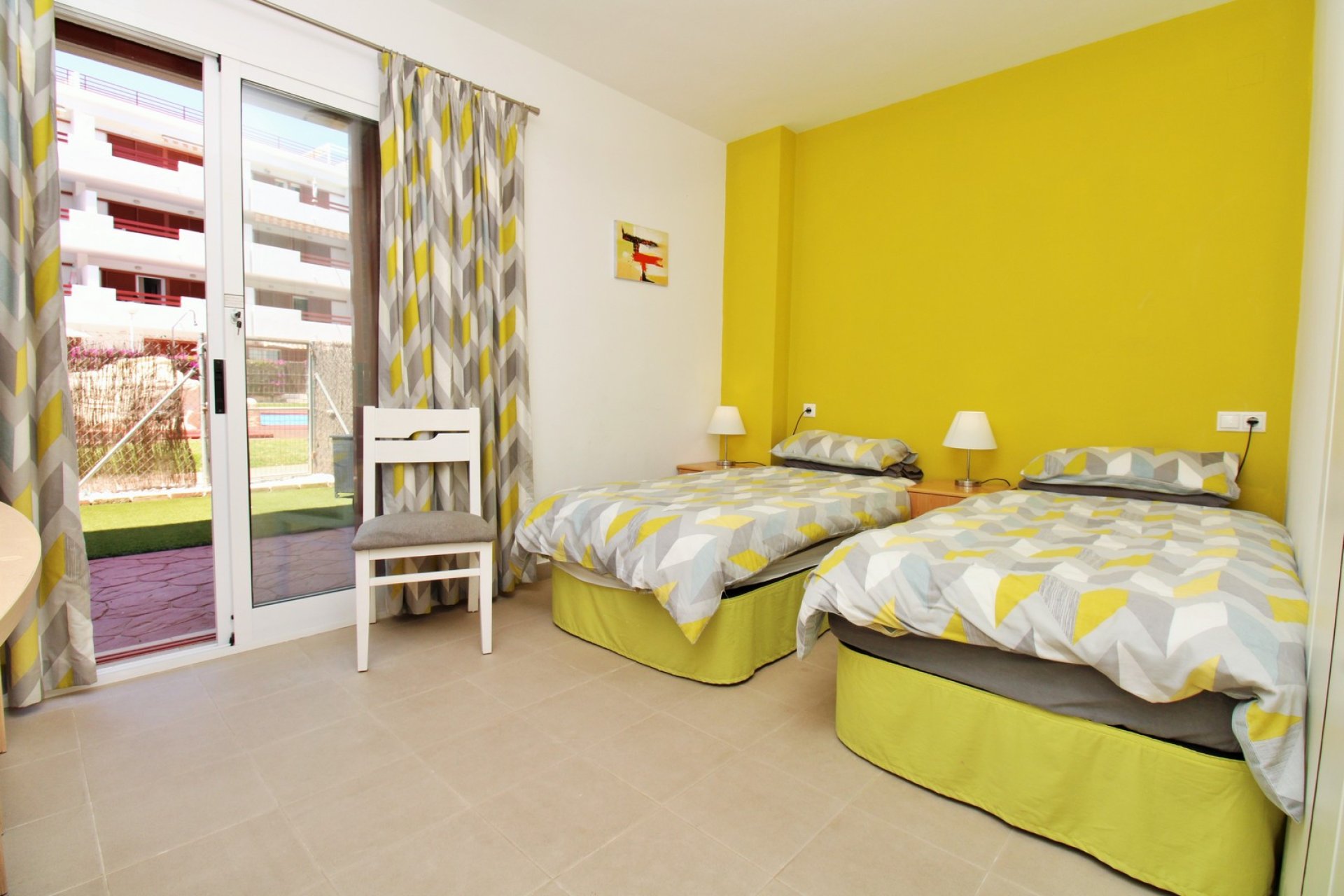 Resale - Apartment -
Playa Flamenca