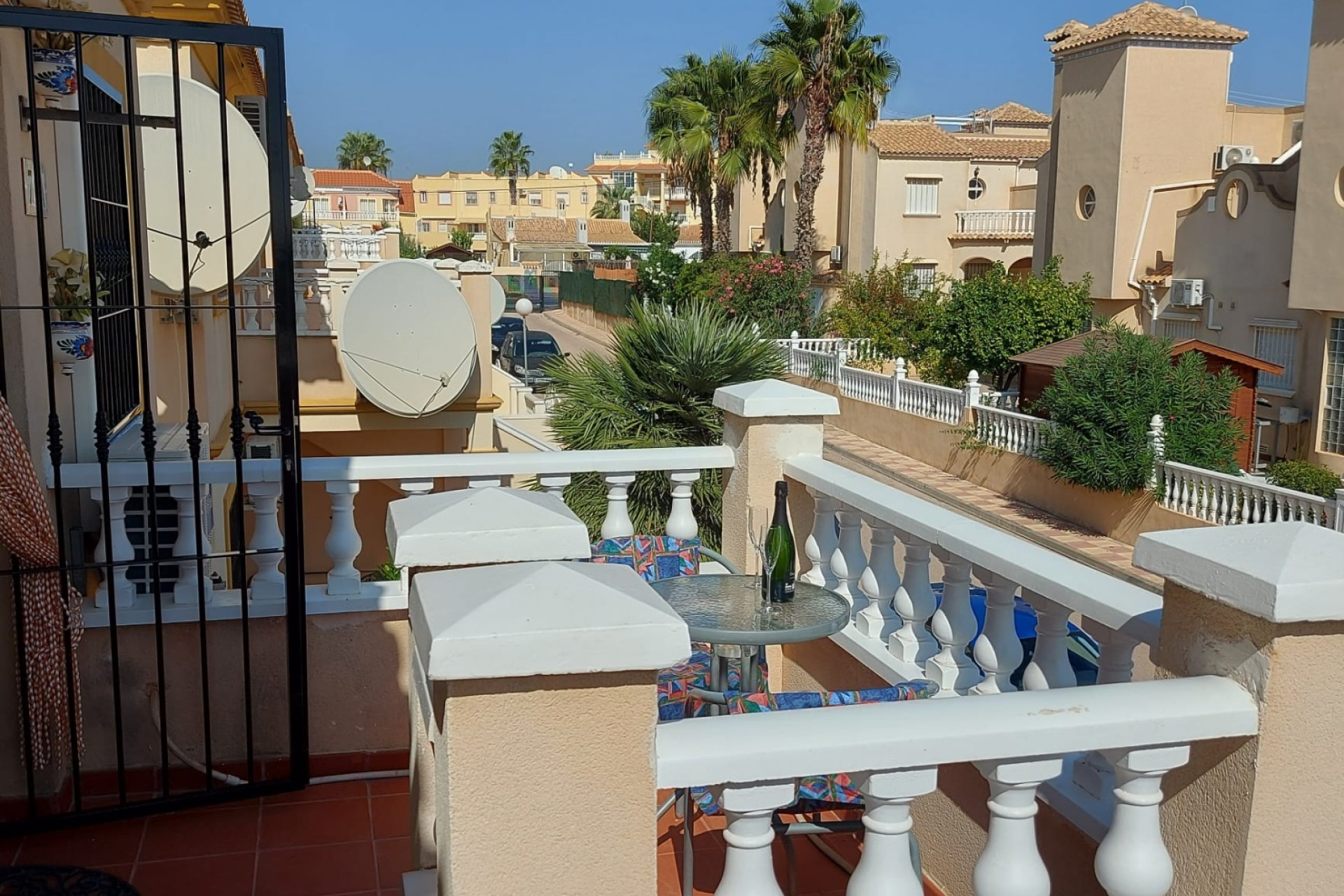 Resale - Apartment -
Playa Flamenca