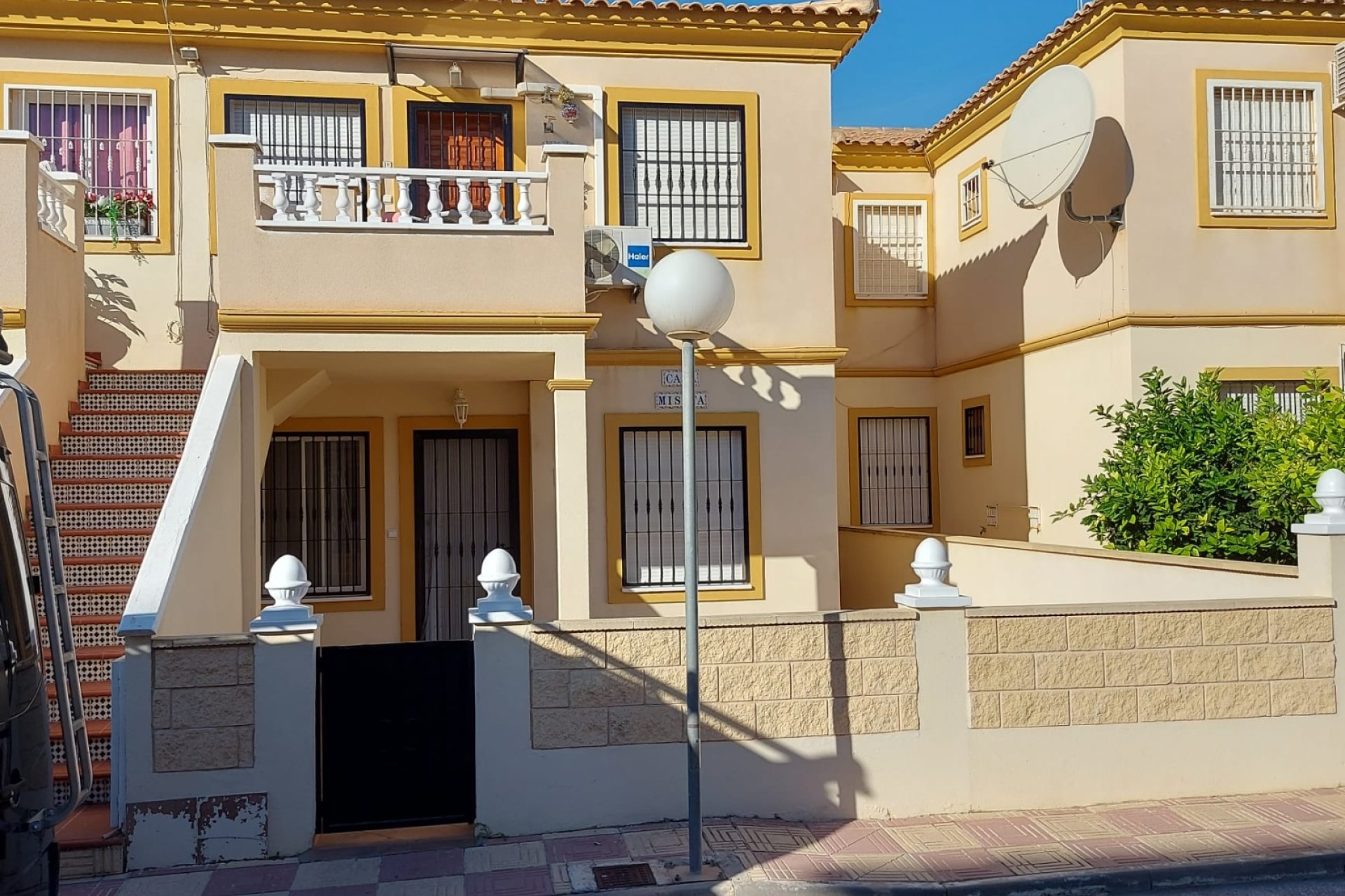 Resale - Apartment -
Playa Flamenca