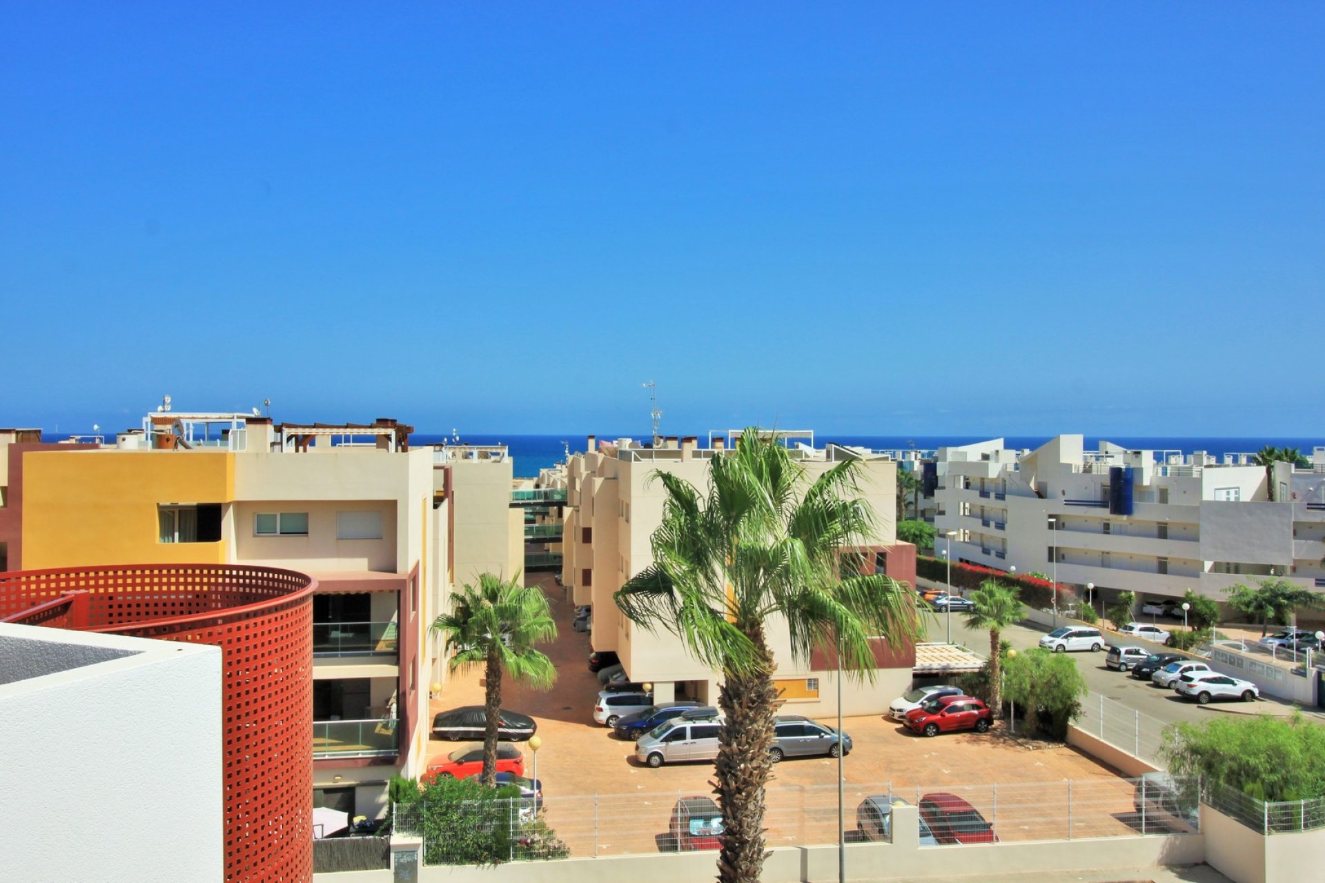 Resale - Apartment -
Playa Flamenca