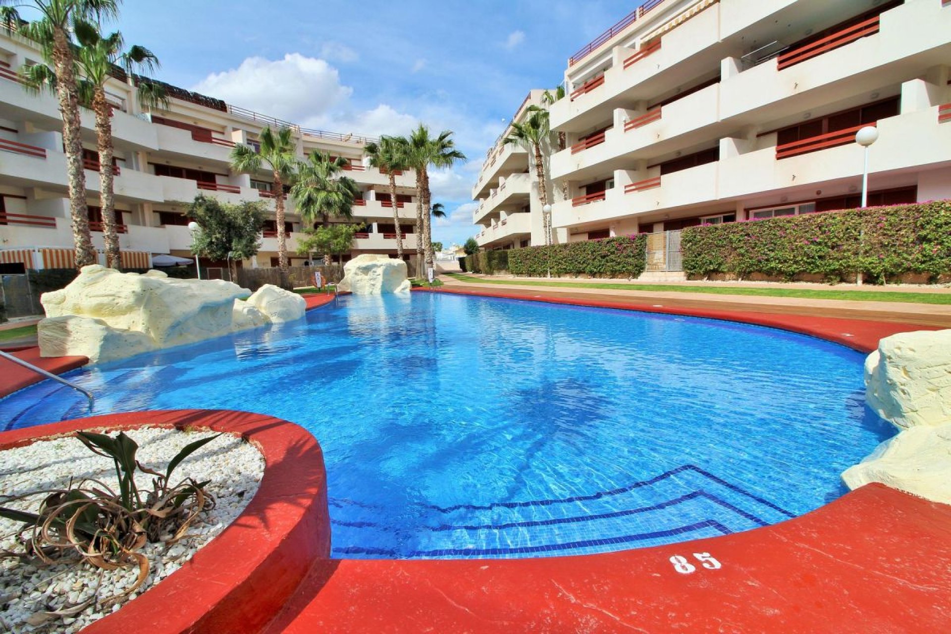 Resale - Apartment -
Playa Flamenca