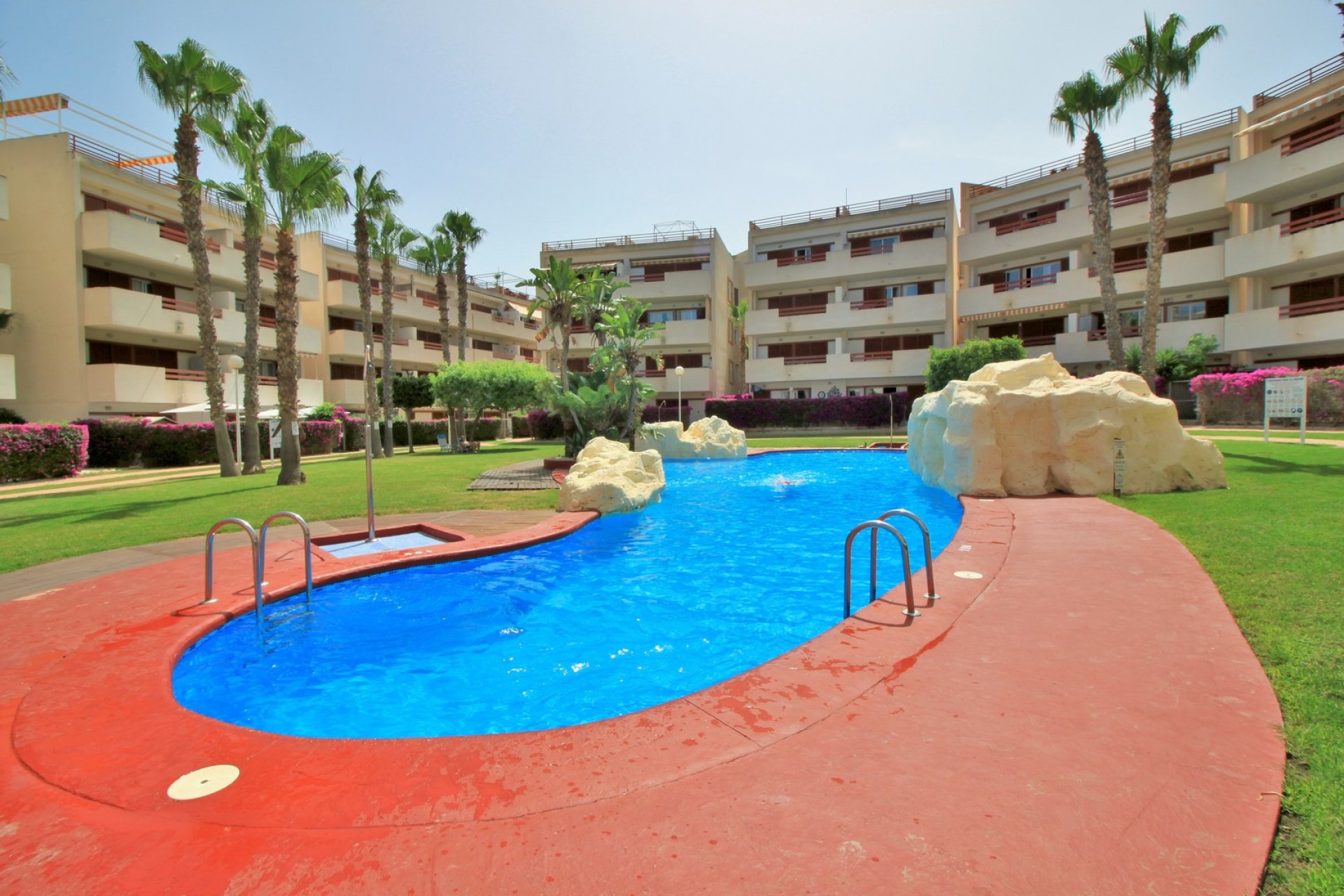 Resale - Apartment -
Playa Flamenca