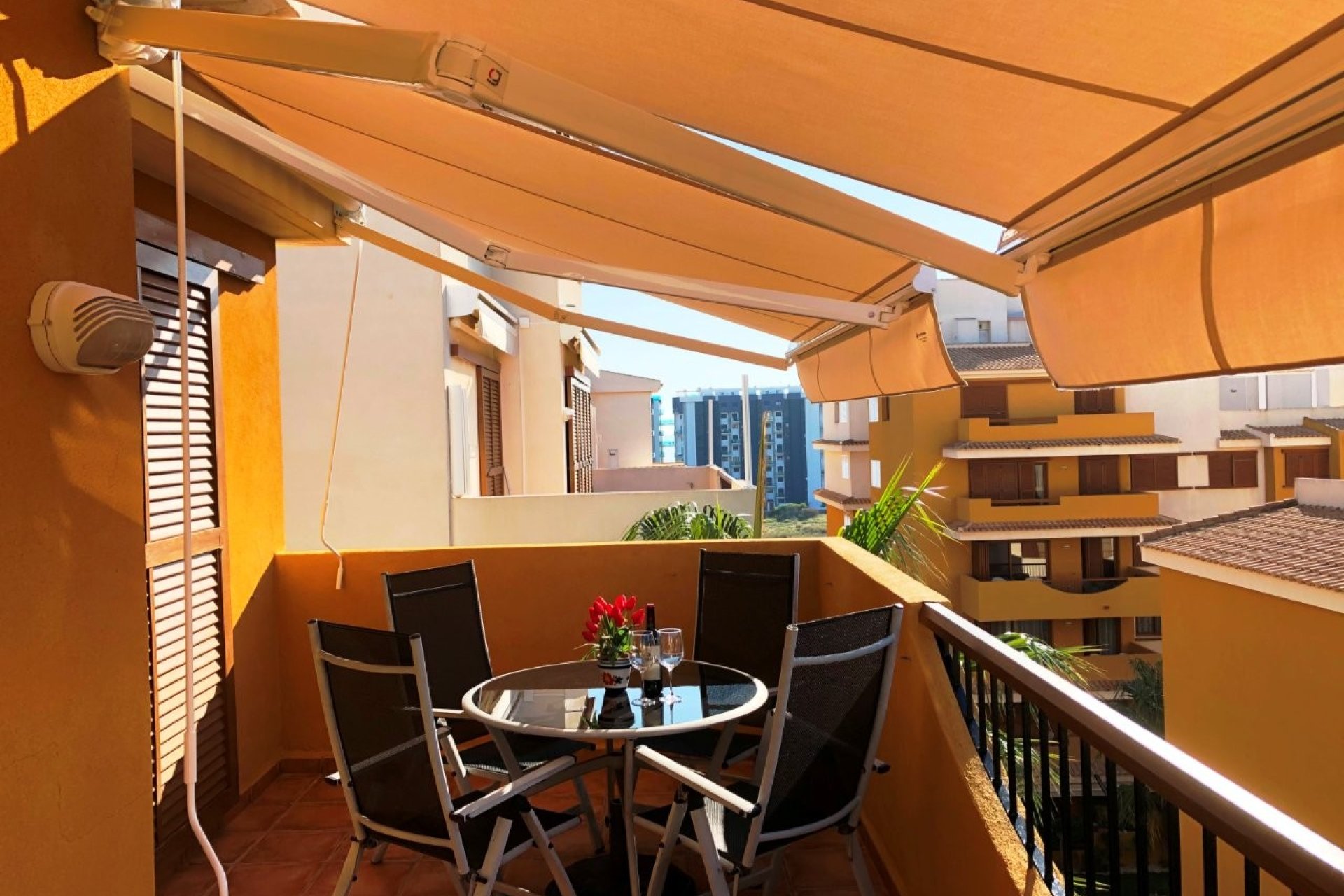 Resale - Apartment -
Punta Prima - La Entrada