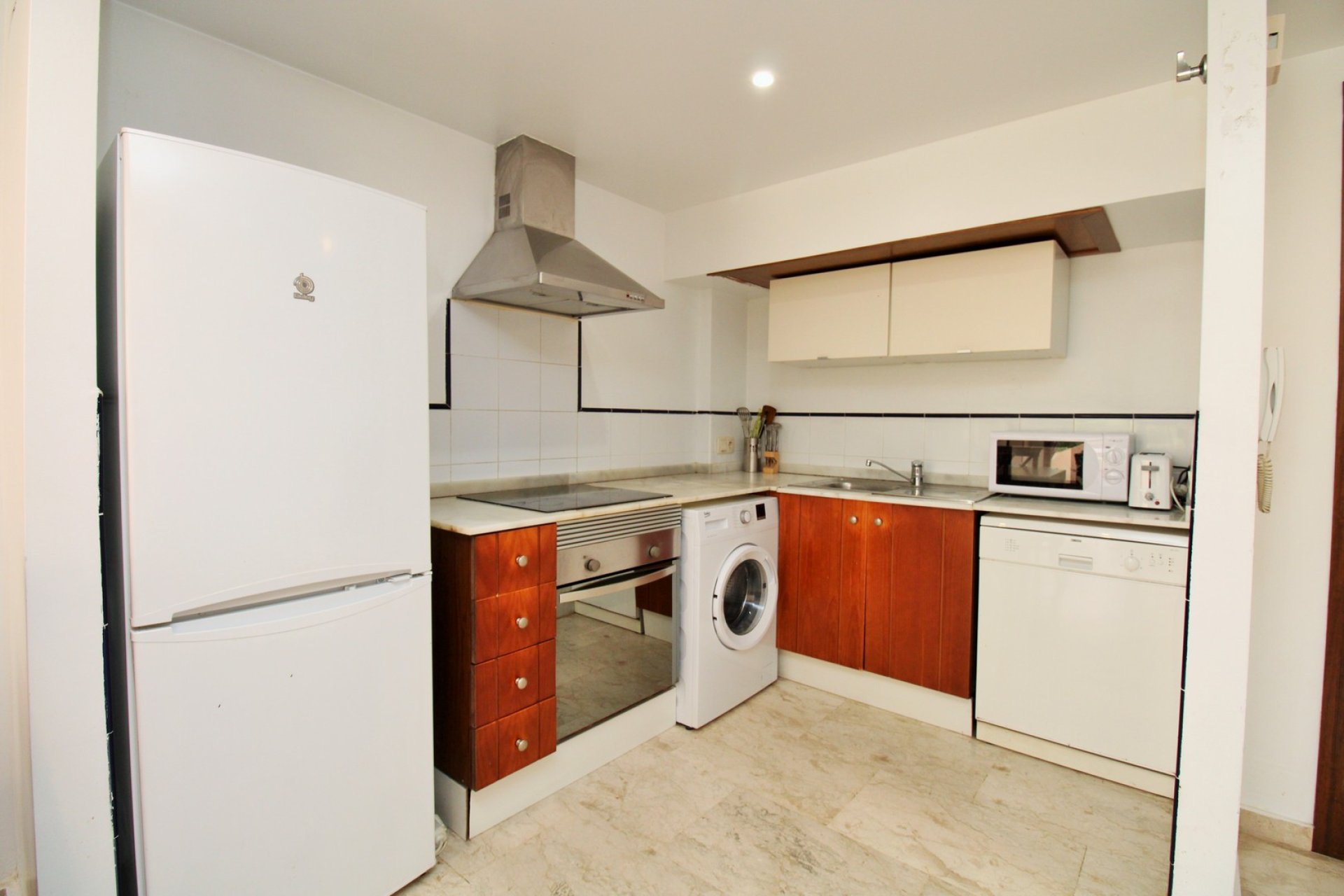 Resale - Apartment -
Punta Prima