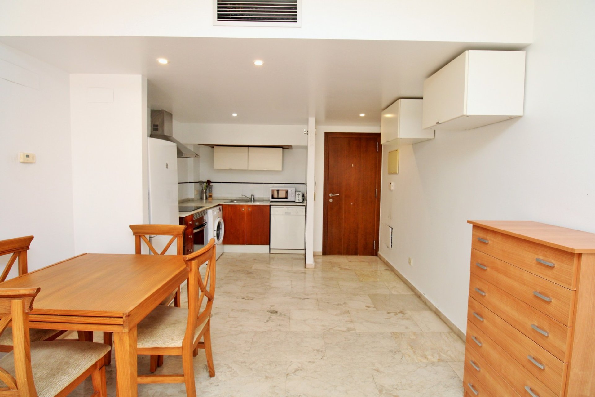 Resale - Apartment -
Punta Prima