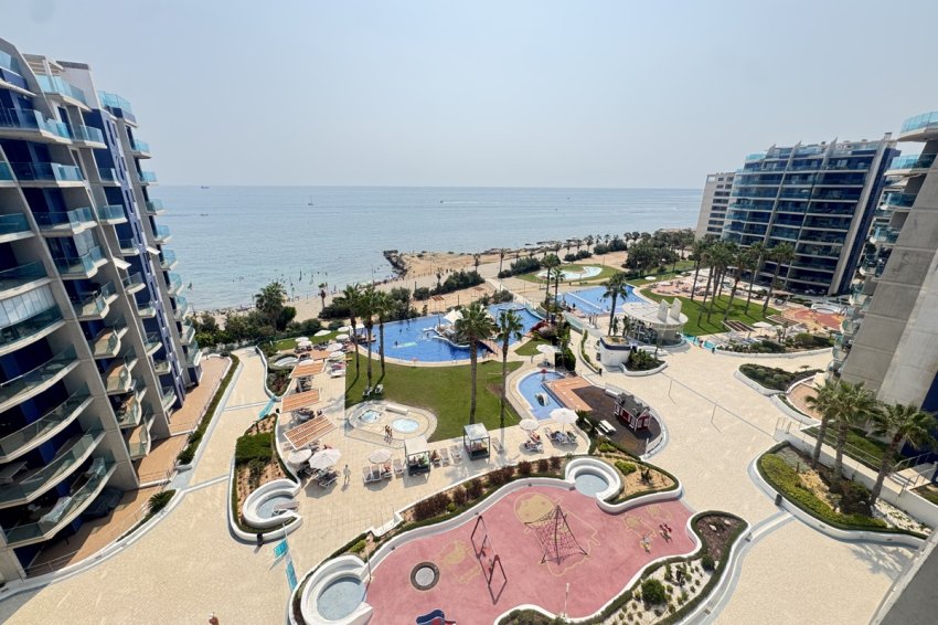 Resale - Apartment -
Punta Prima