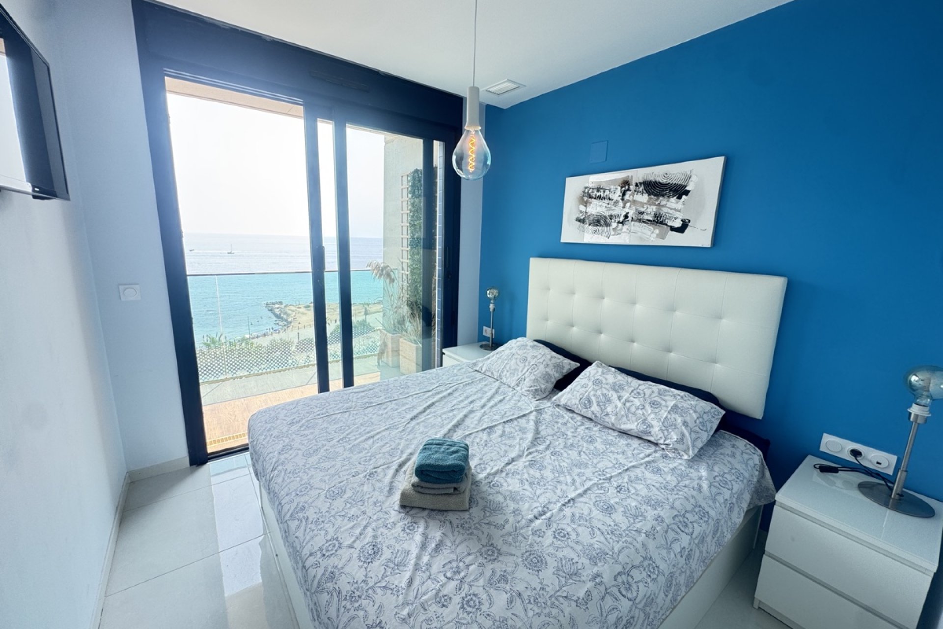 Resale - Apartment -
Punta Prima