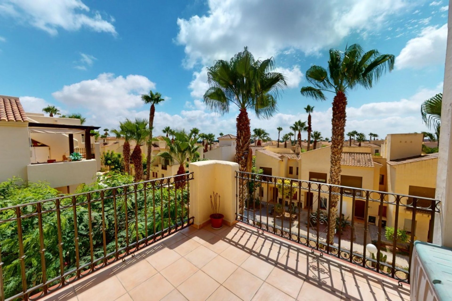 Resale - Apartment -
Roda Golf Resort