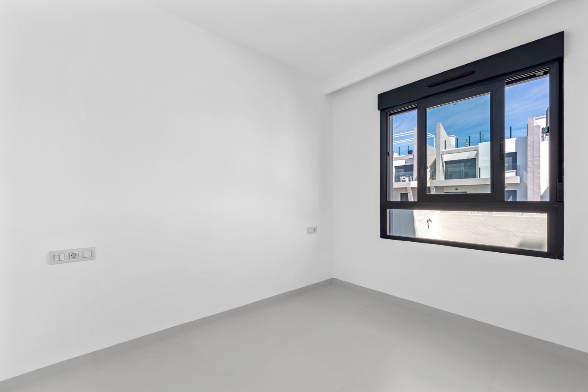 Resale - Apartment -
San Miguel - Costa Blanca South