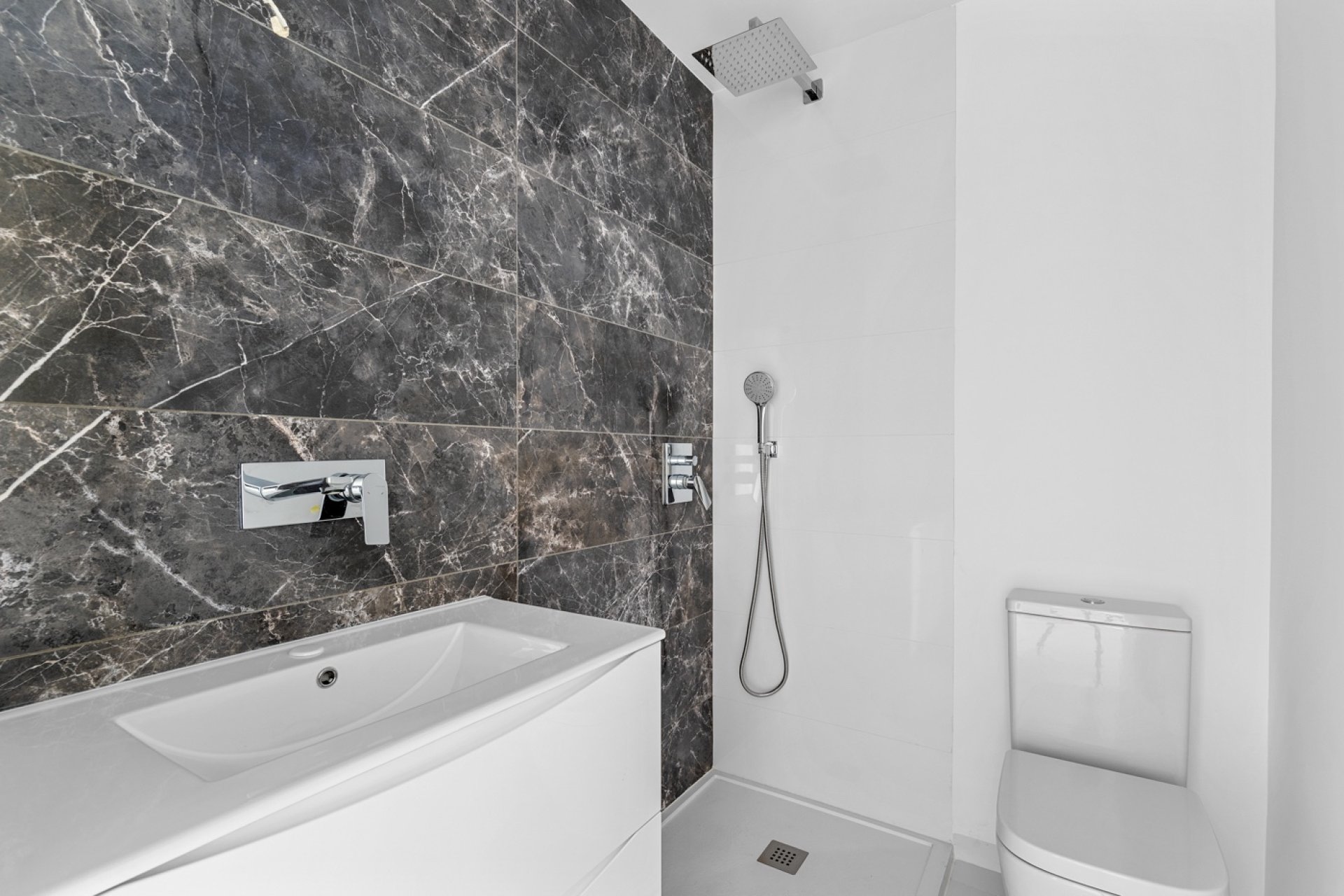 Resale - Apartment -
San Miguel - Costa Blanca South