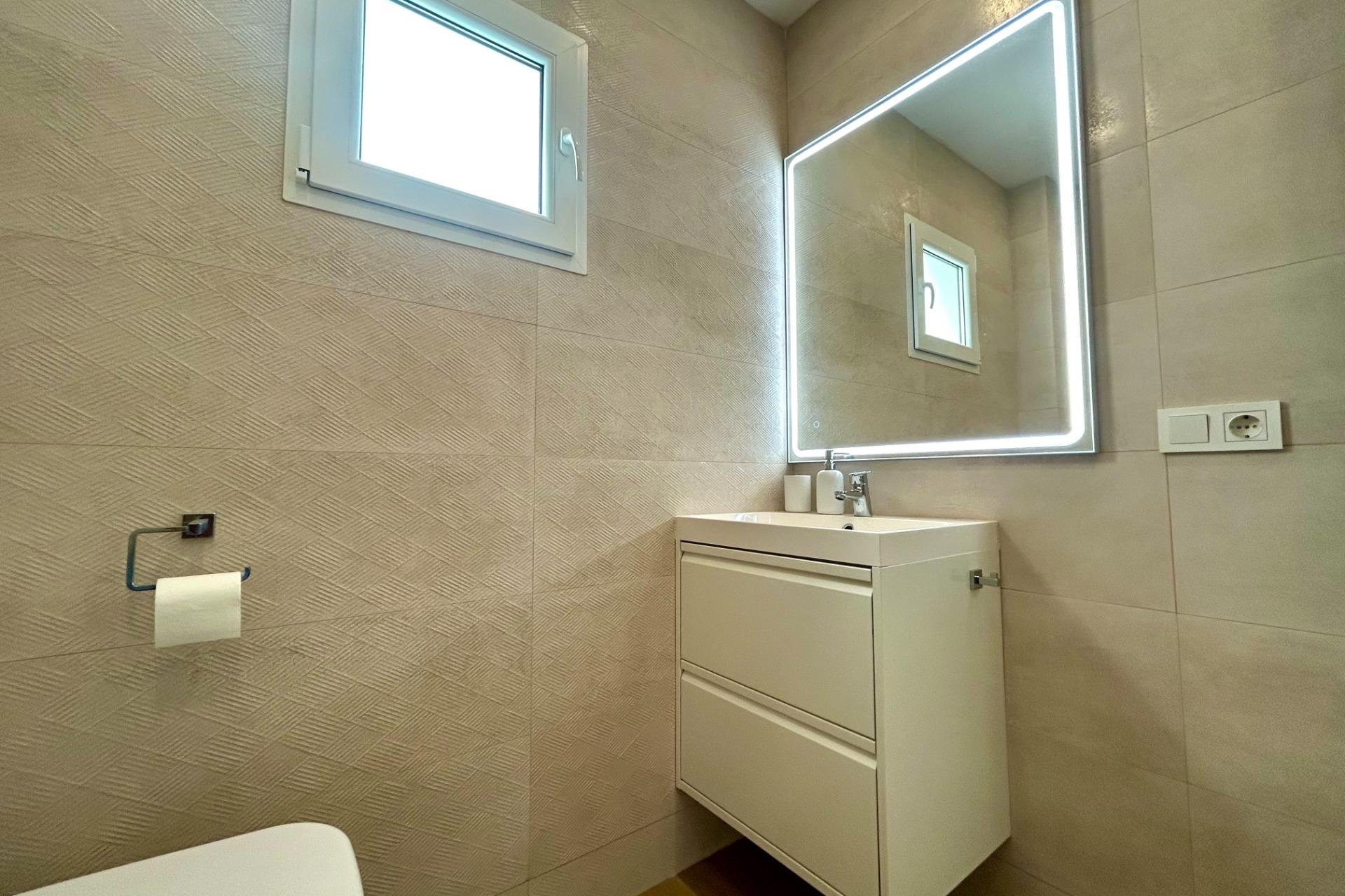 Resale - Apartment -
San Miguel - Las filipinas