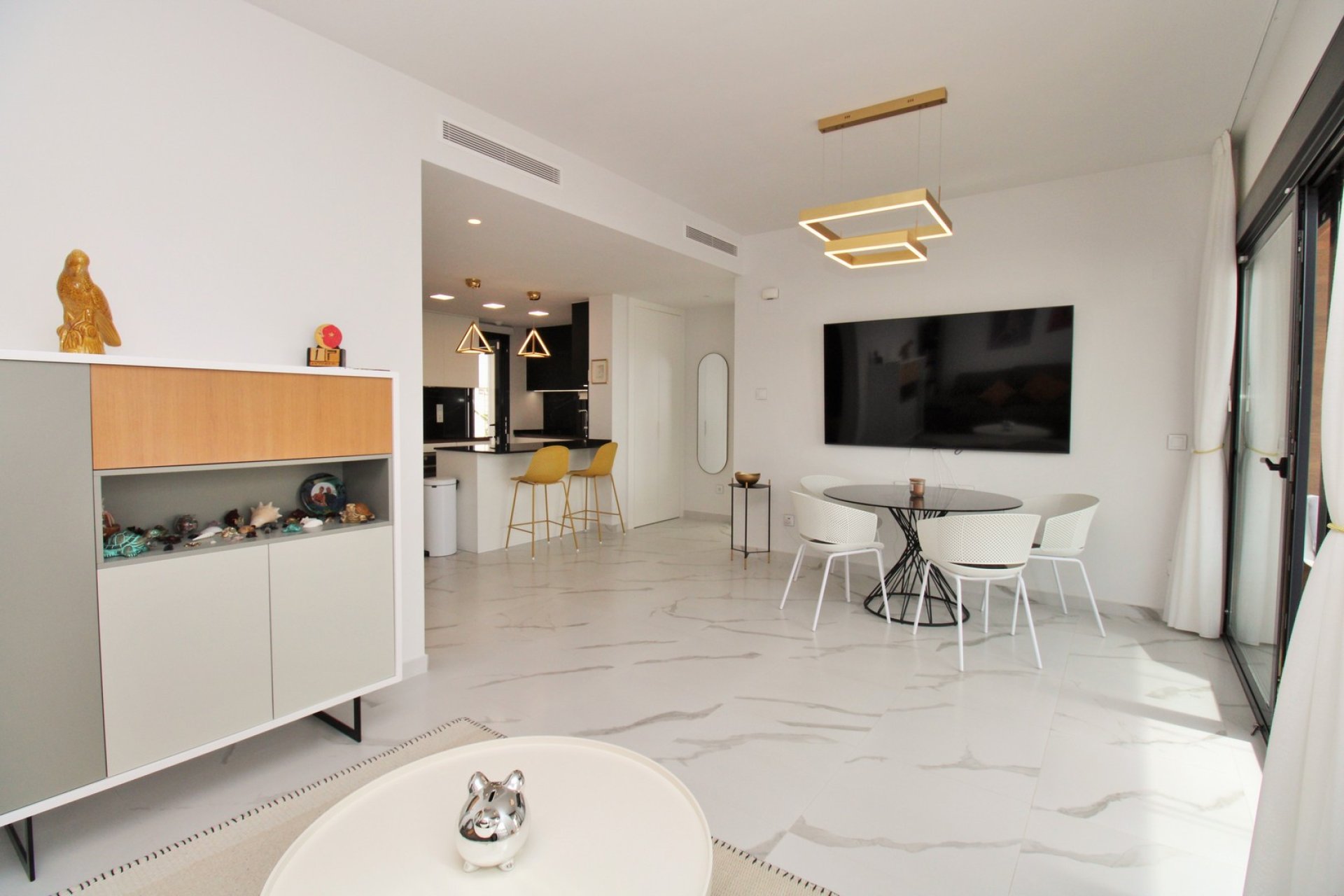 Resale - Apartment -
San Miguel - San Miguel de Salinas