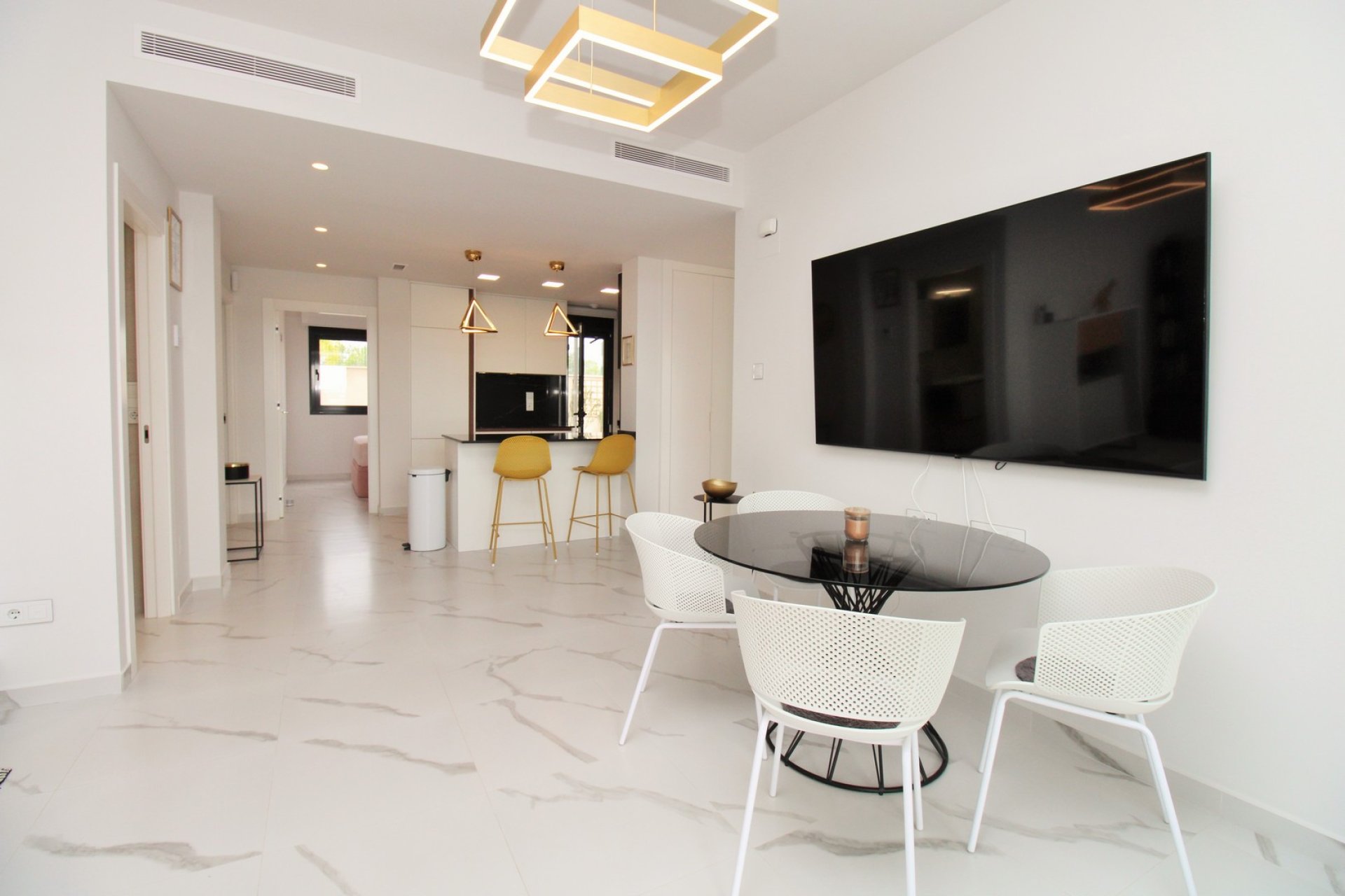 Resale - Apartment -
San Miguel - San Miguel de Salinas