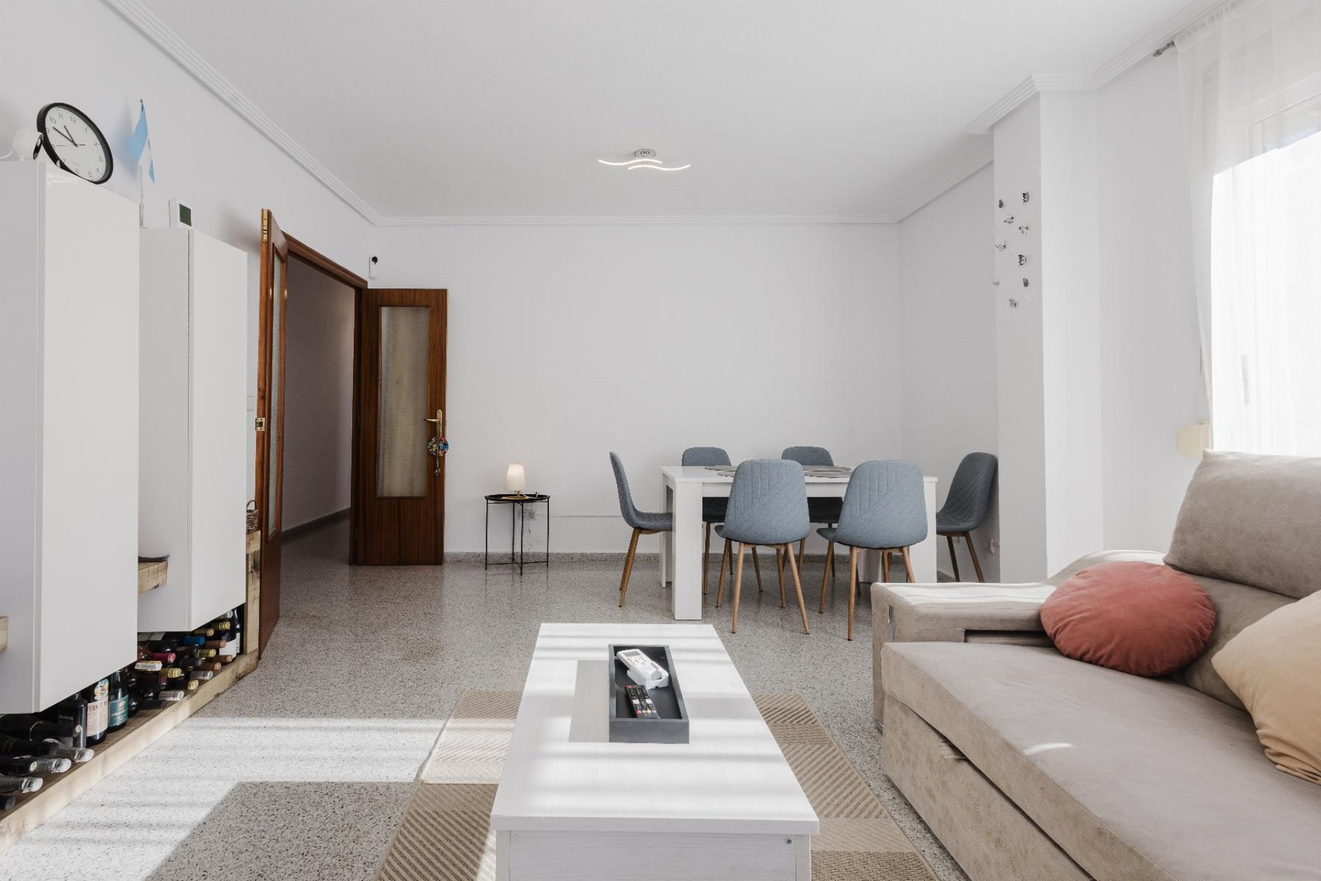 Resale - Apartment -
San Miguel - San Miguel de Salinas