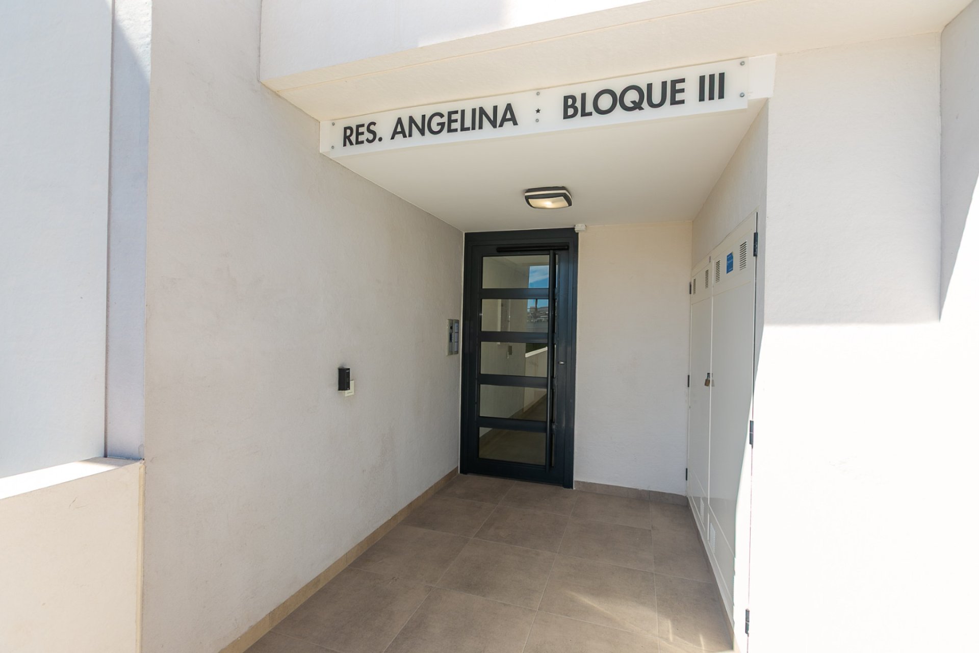 Resale - Apartment -
San Miguel - San Miguel De Salinas