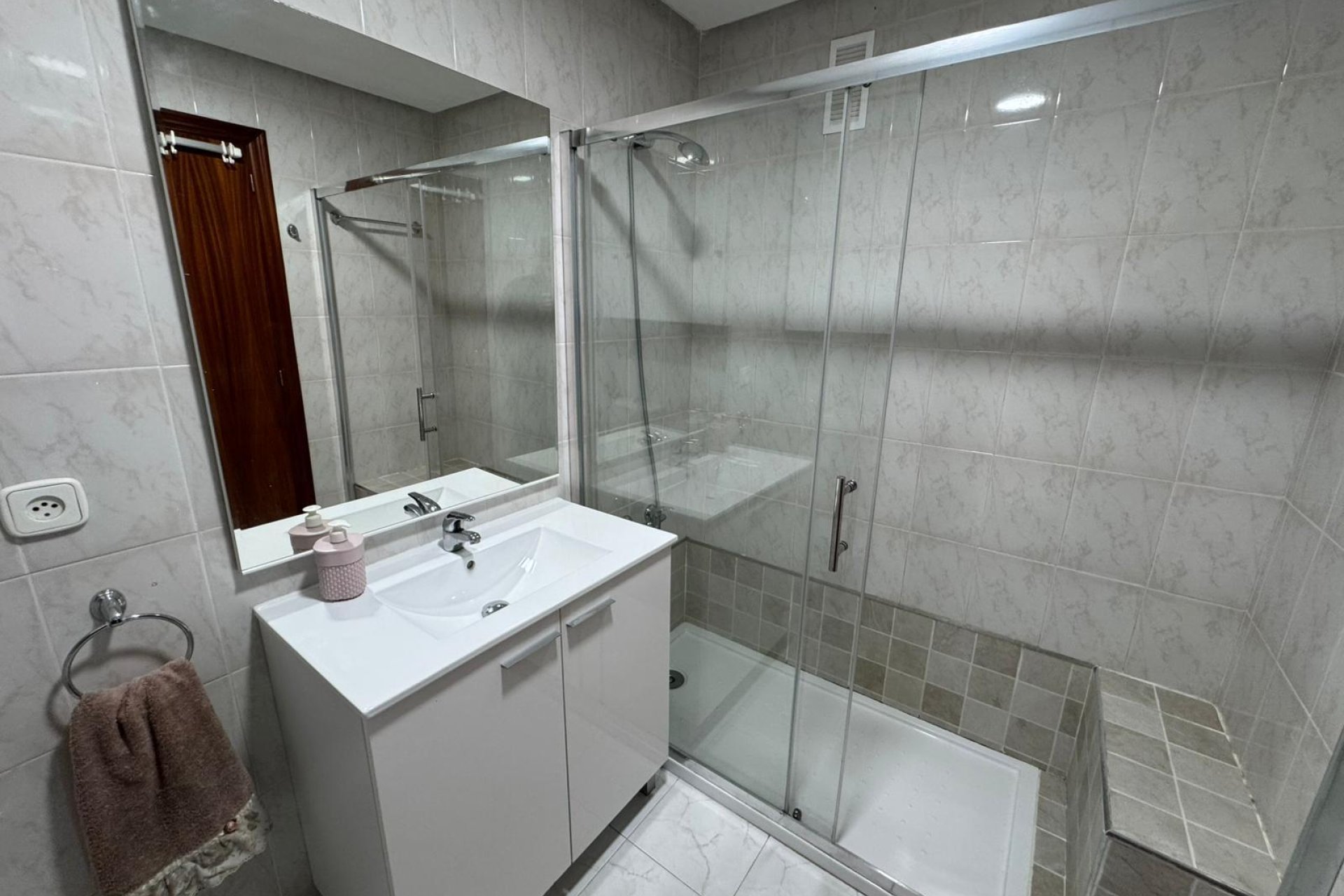 Resale - Apartment -
San Miguel - San Miguel de Salinas