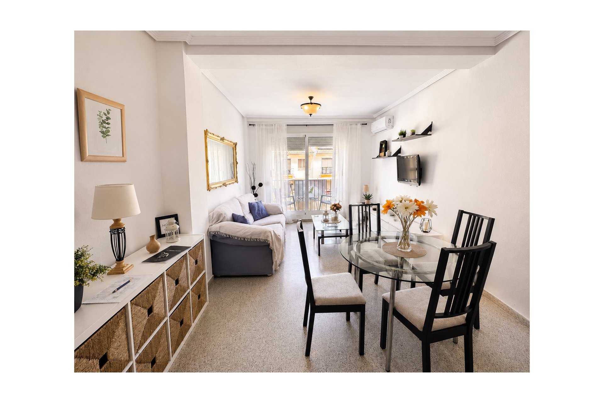 Resale - Apartment -
San Miguel - San Miguel de Salinas