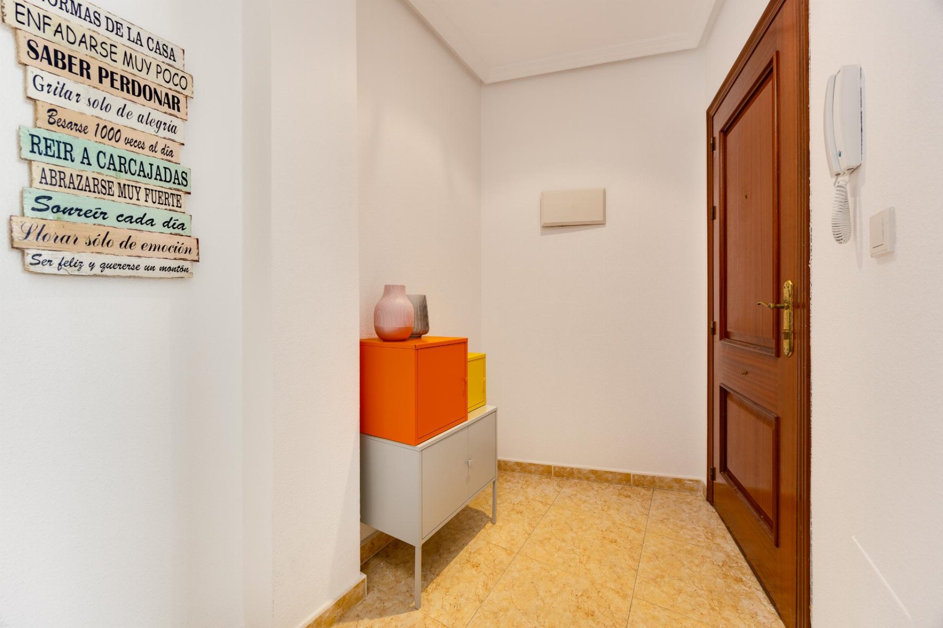 Resale - Apartment -
San Miguel - San Miguel de Salinas