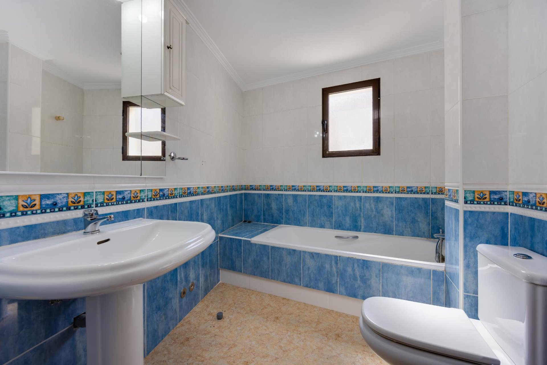 Resale - Apartment -
San Miguel - San Miguel de Salinas