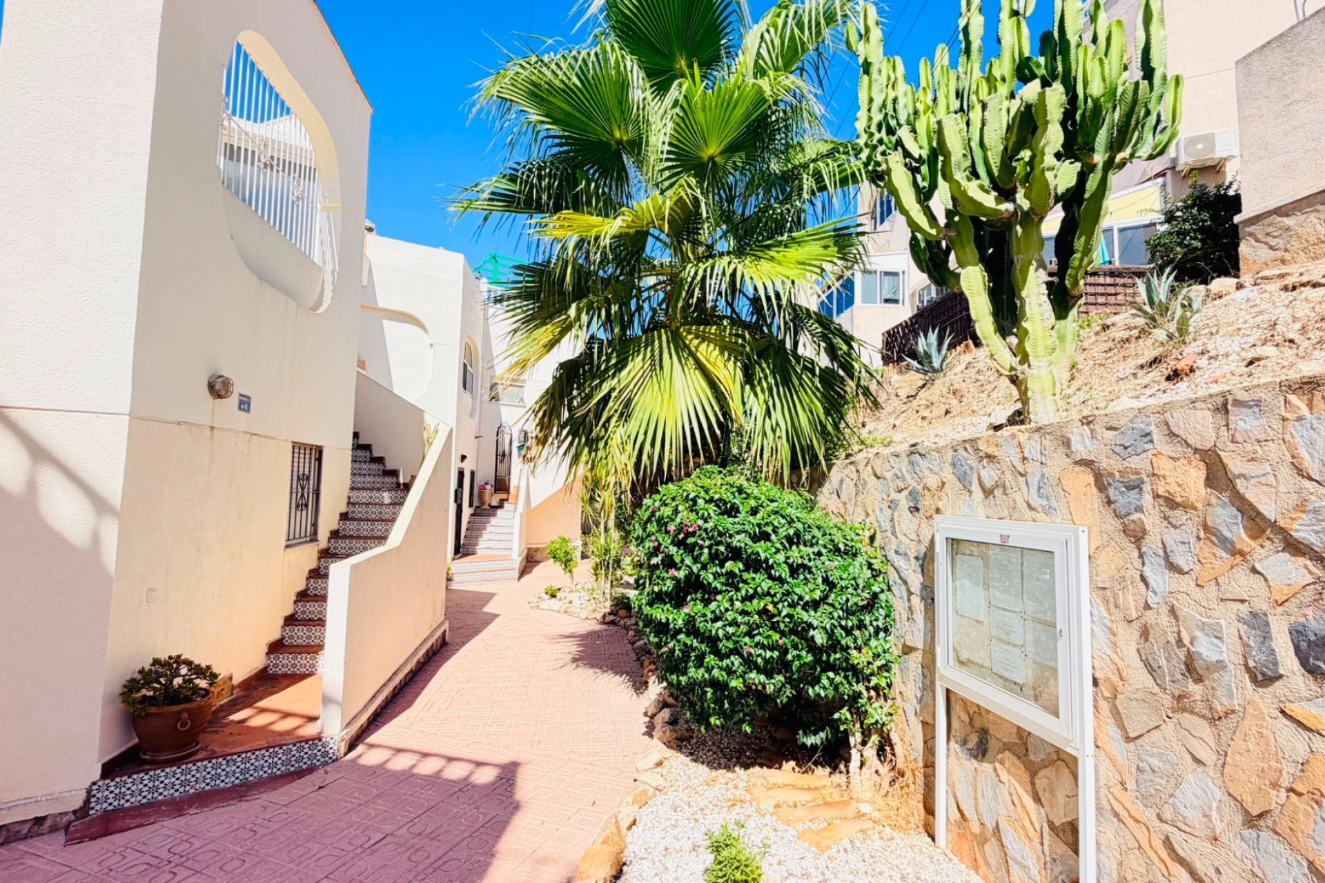 Resale - Apartment -
San Miguel - San Miguel de Salinas