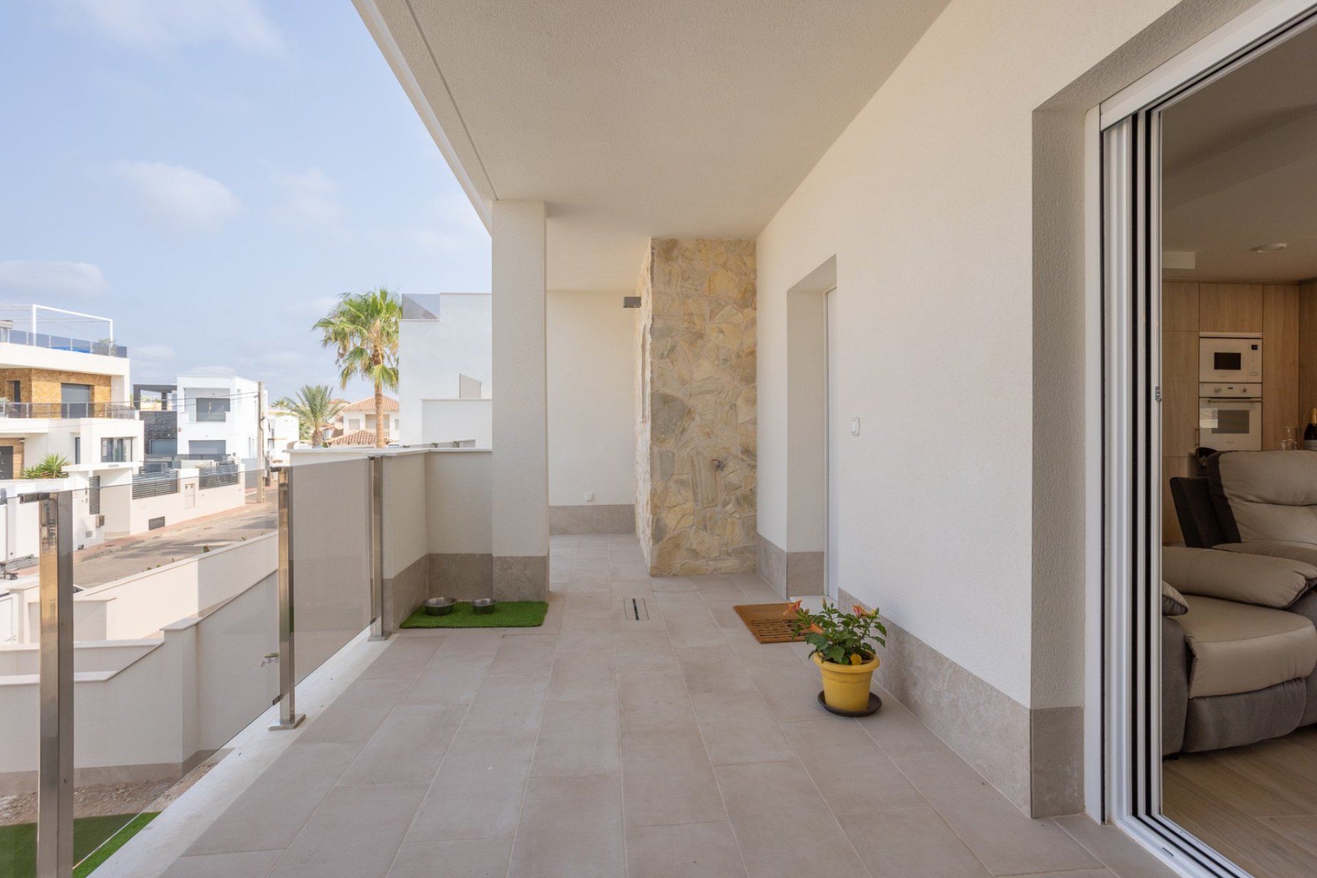 Resale - Apartment -
San Miguel - Villamartín