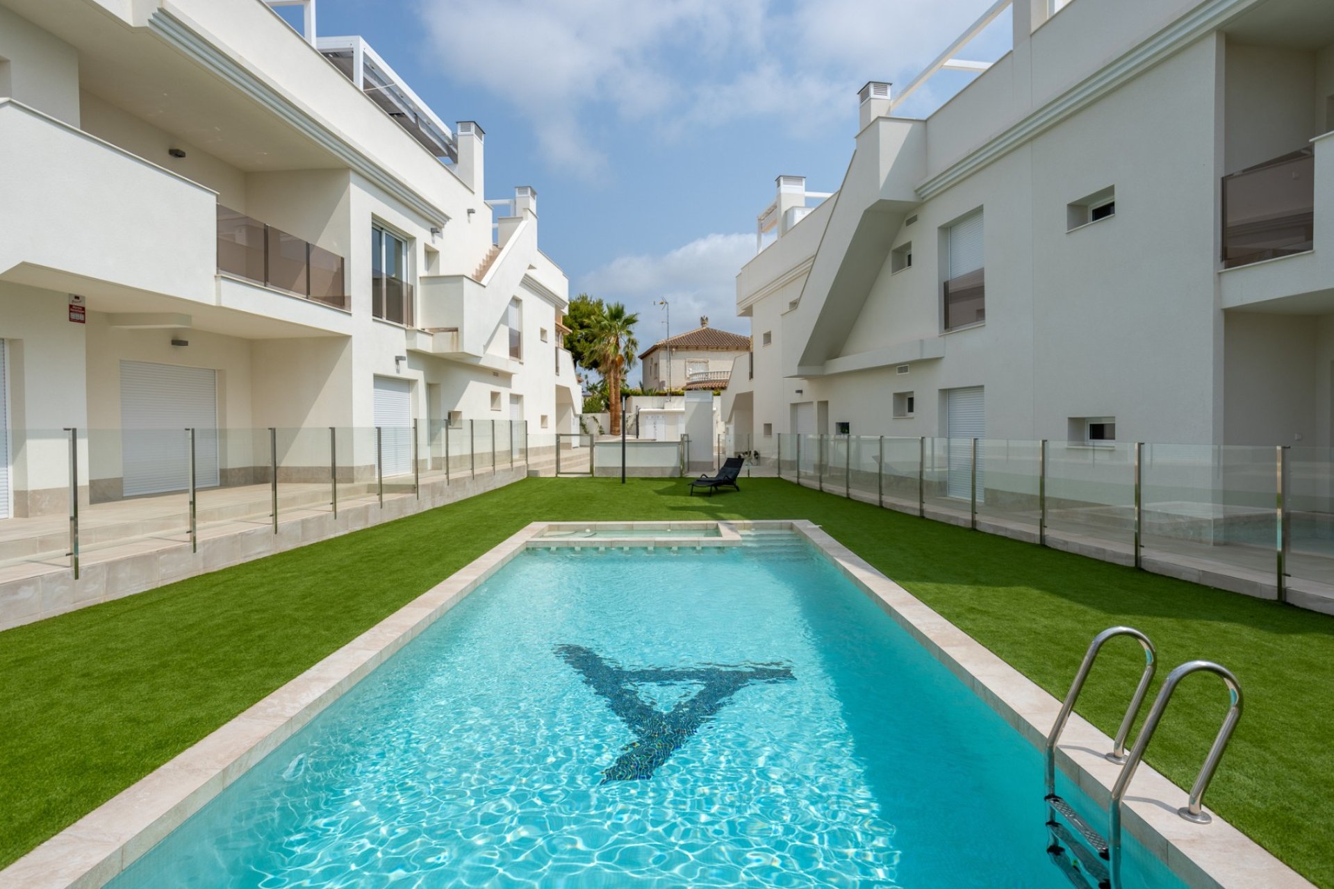 Resale - Apartment -
San Miguel - Villamartín