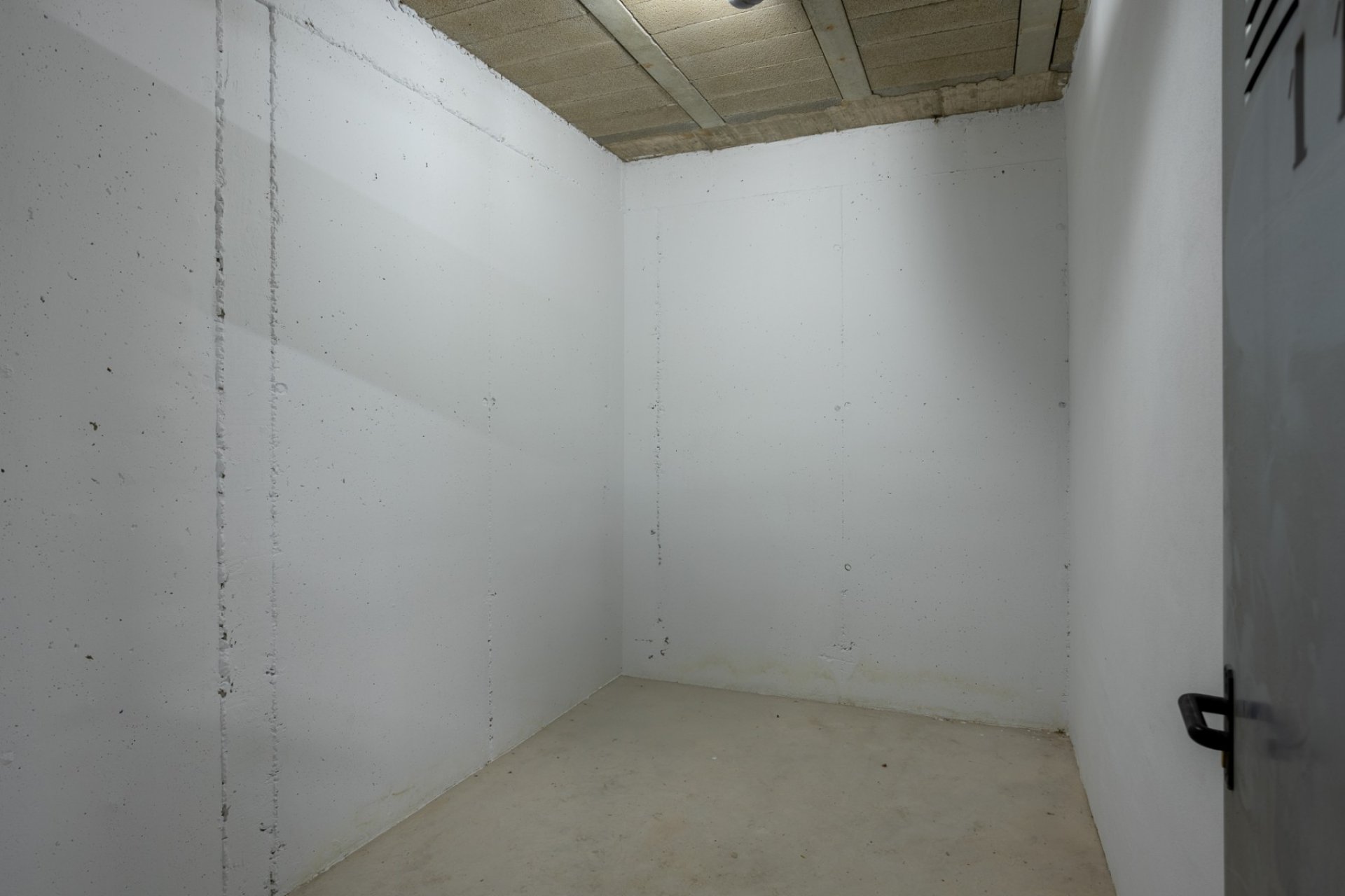 Resale - Apartment -
San Miguel - Villamartín