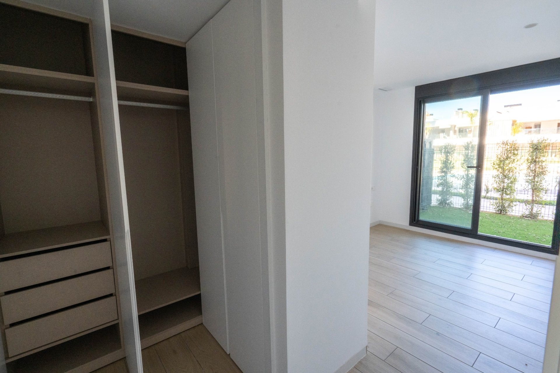 Resale - Apartment -
Santa Rosalía