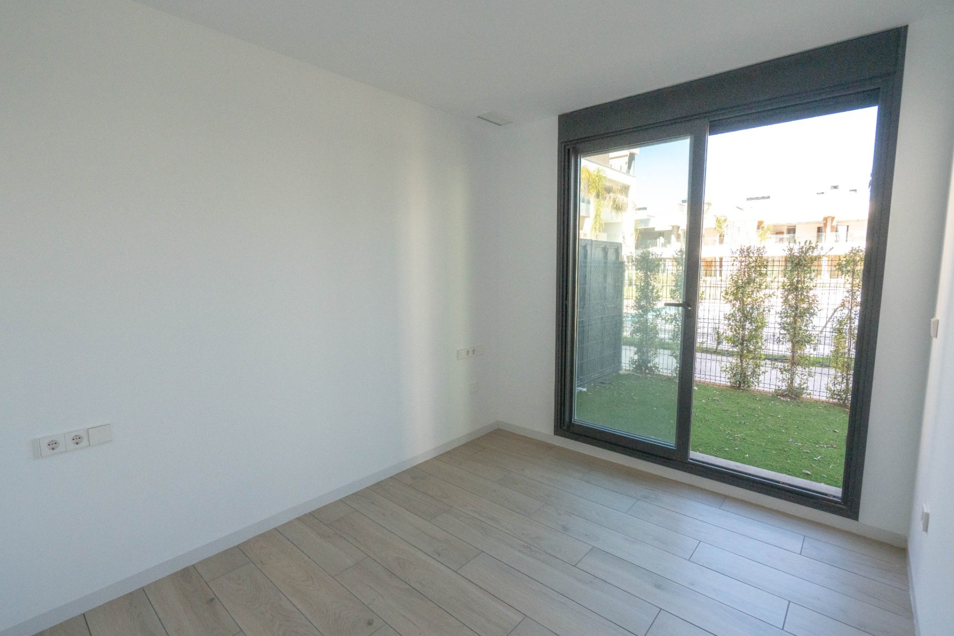 Resale - Apartment -
Santa Rosalía