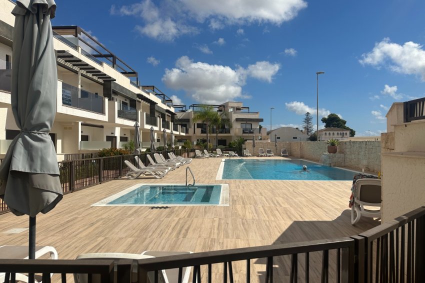 Resale - Apartment -
Torre - Pacheco - Dolores De Pacheco