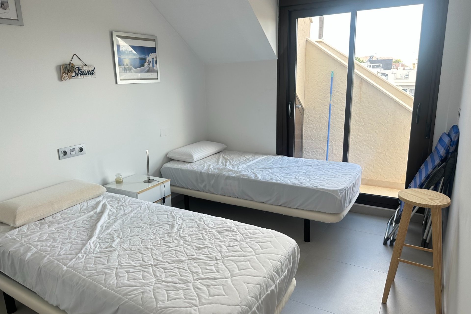 Resale - Apartment -
Torre - Pacheco - Dolores De Pacheco