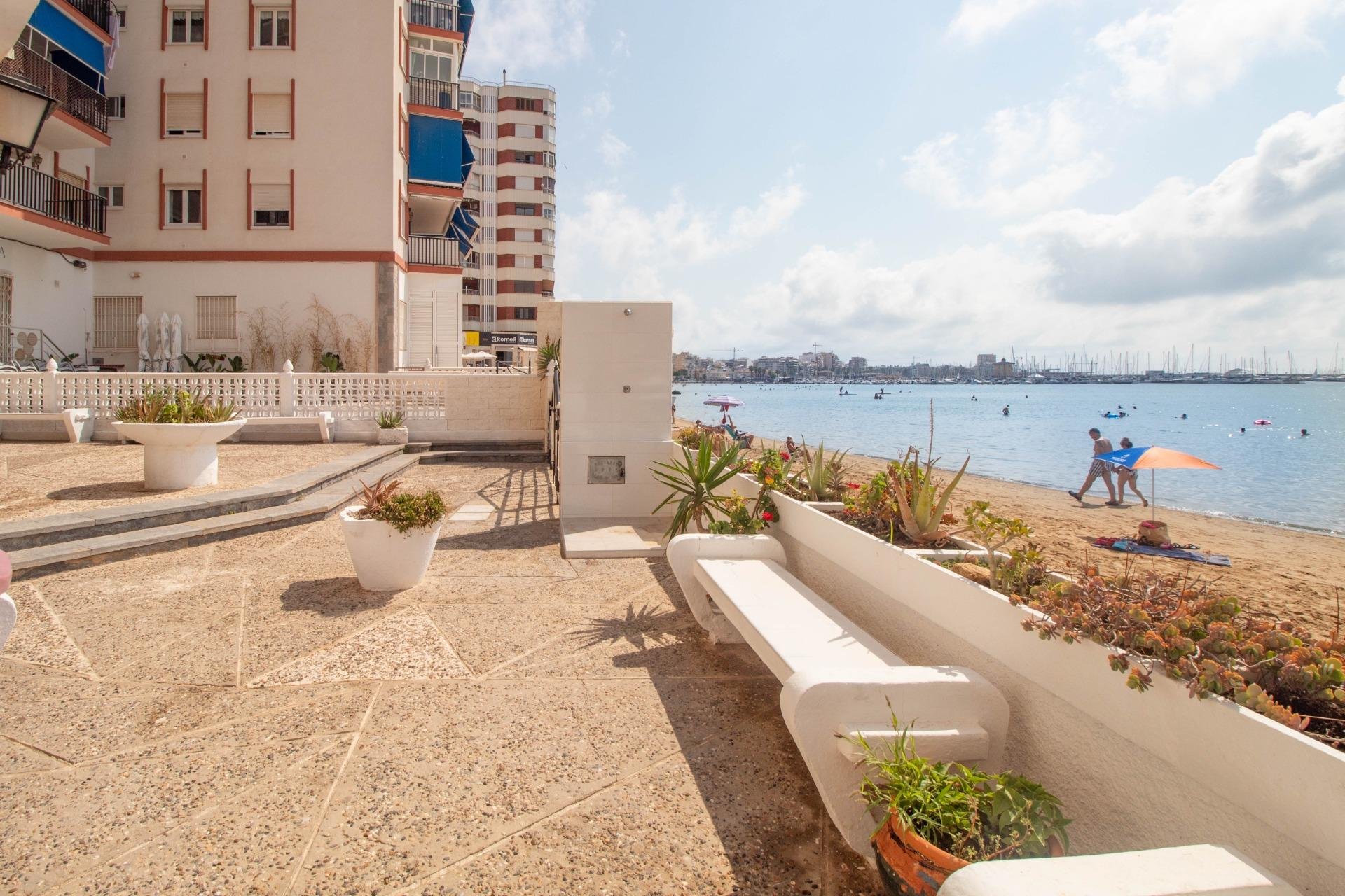 Resale - Apartment -
Torrevieja - Acequion